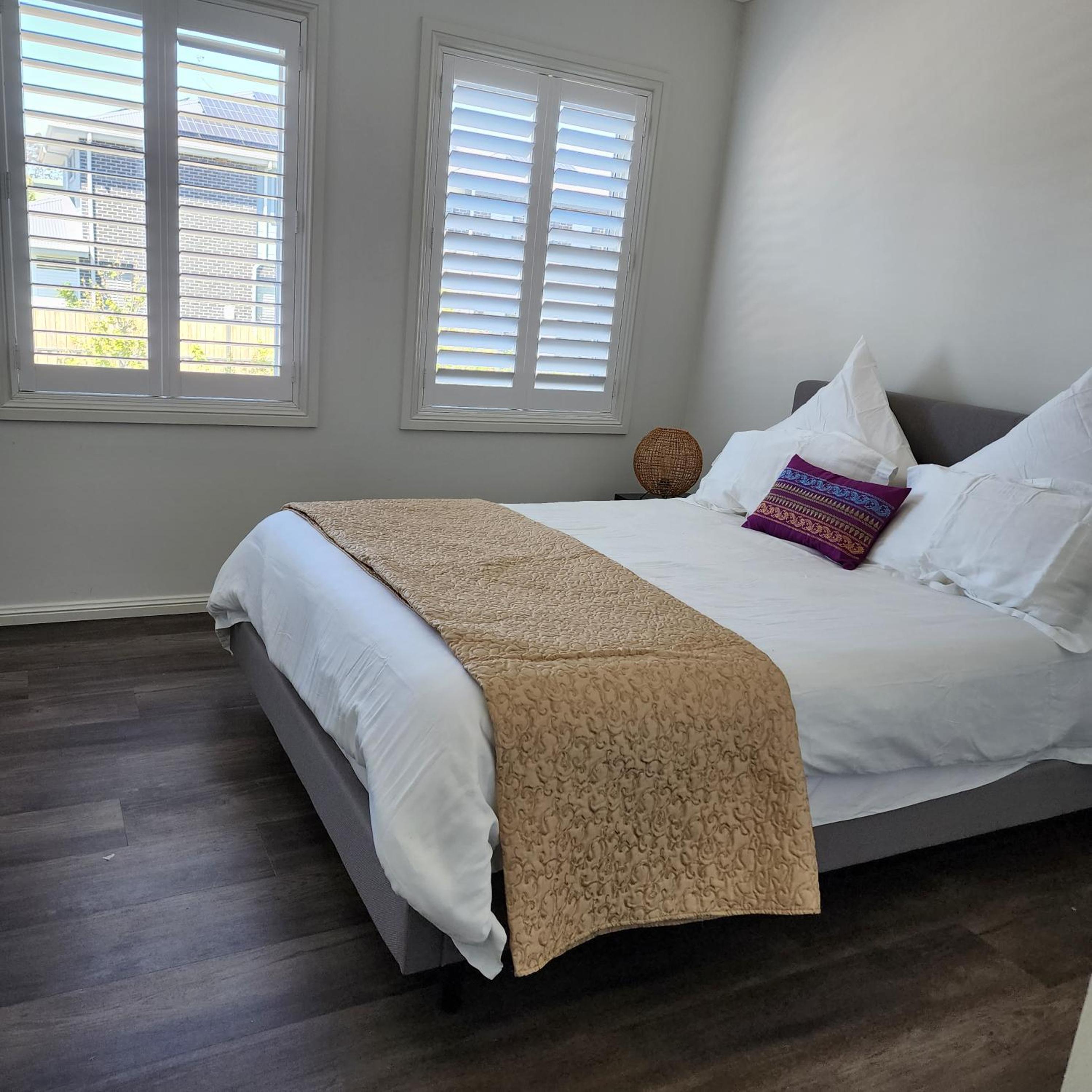Queen Room photo 2