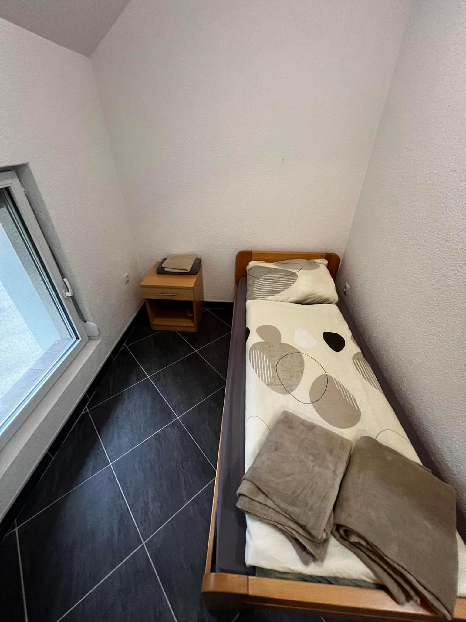Triple Room with Bathroom photo 3