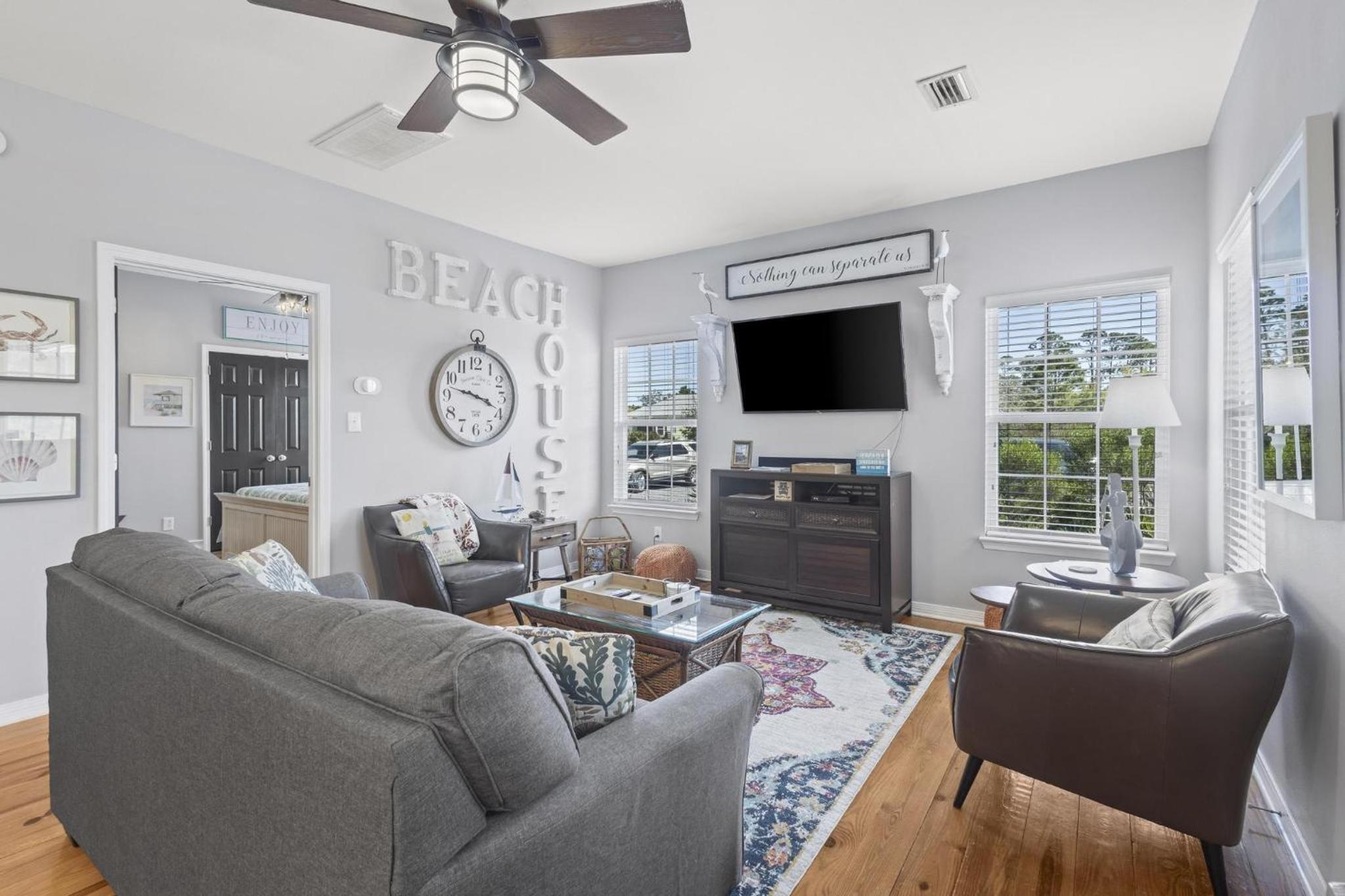 Three-Bedroom House photo 1
