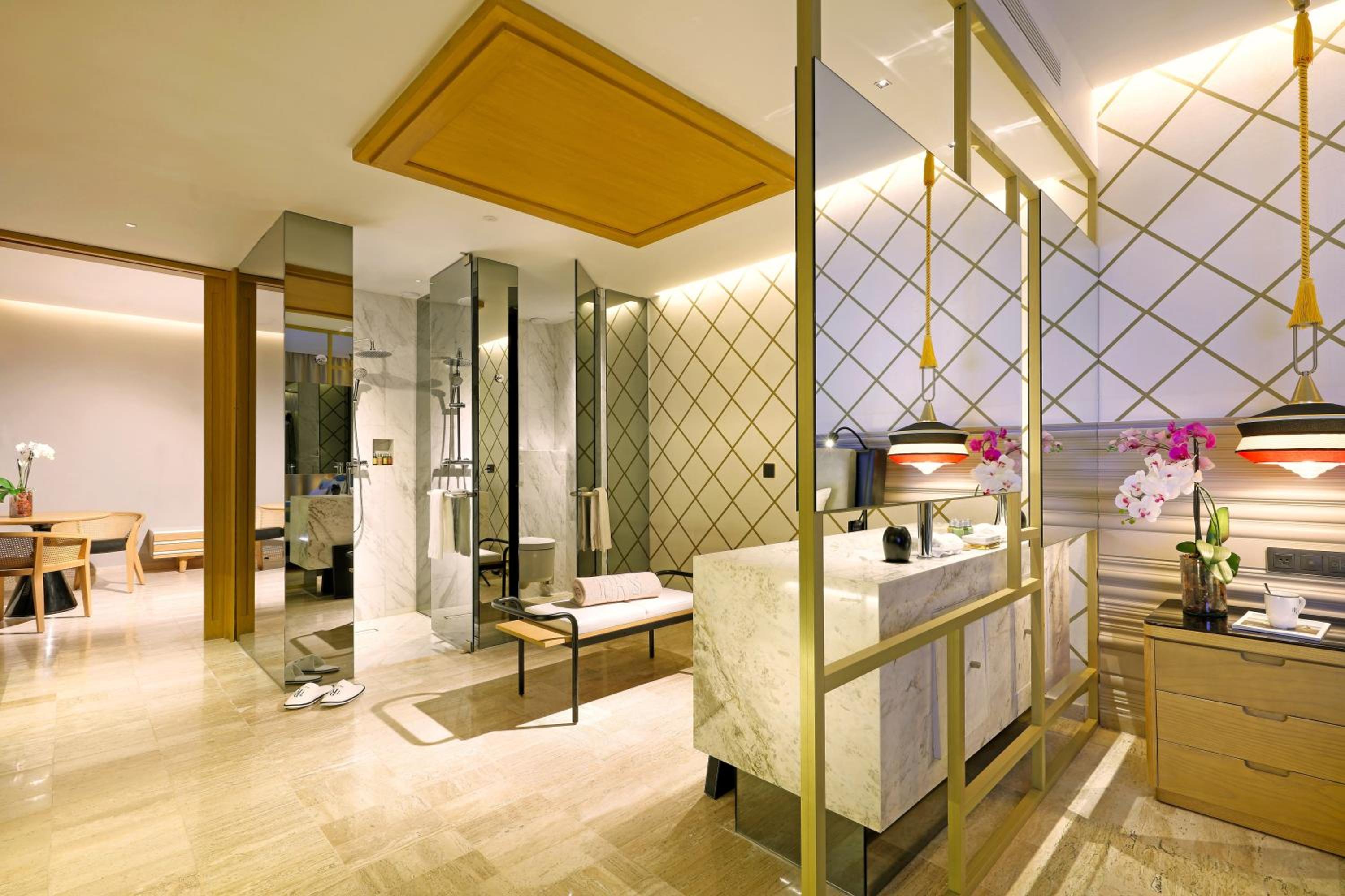 Suite Poolside