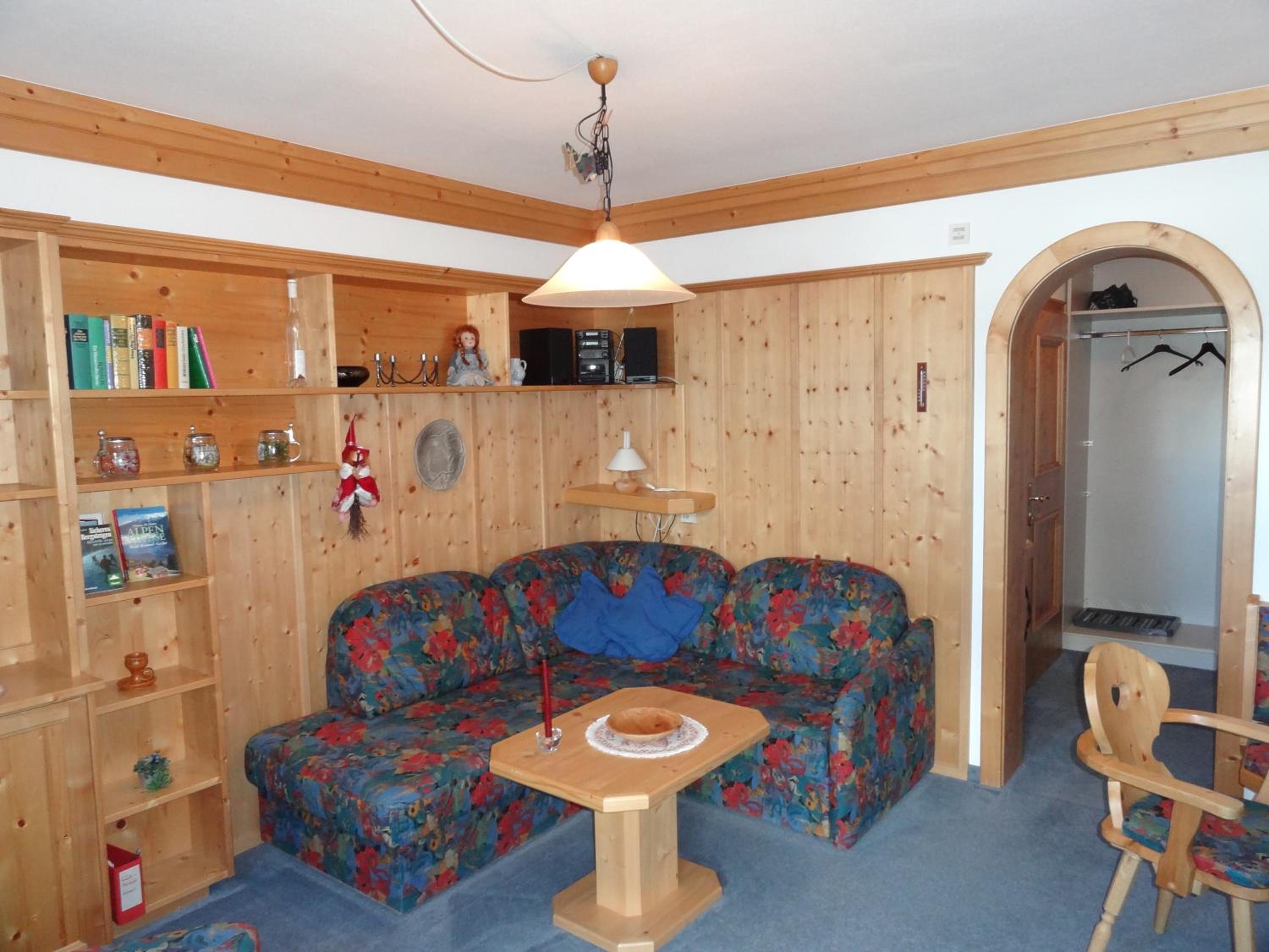 Apartment with Mountain View photo 1