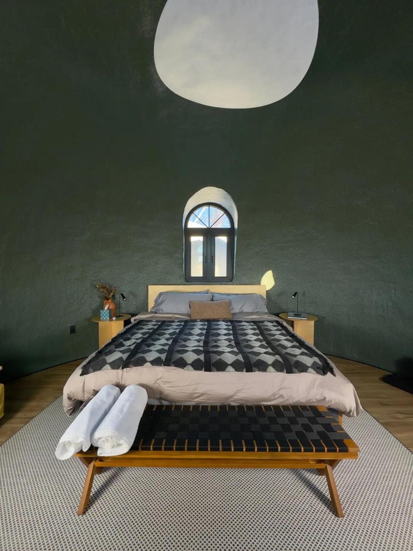 King Room with Mountain View photo 3