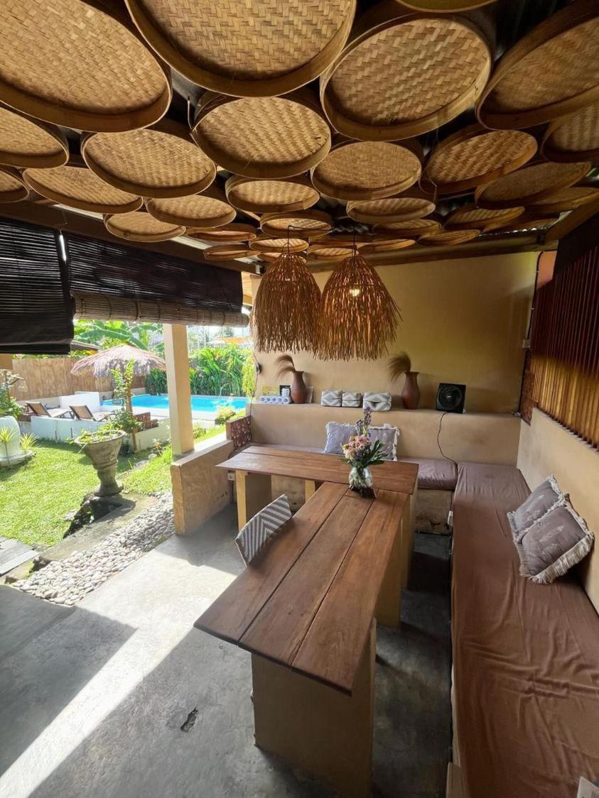 Three-Bedroom Villa - Photo 2