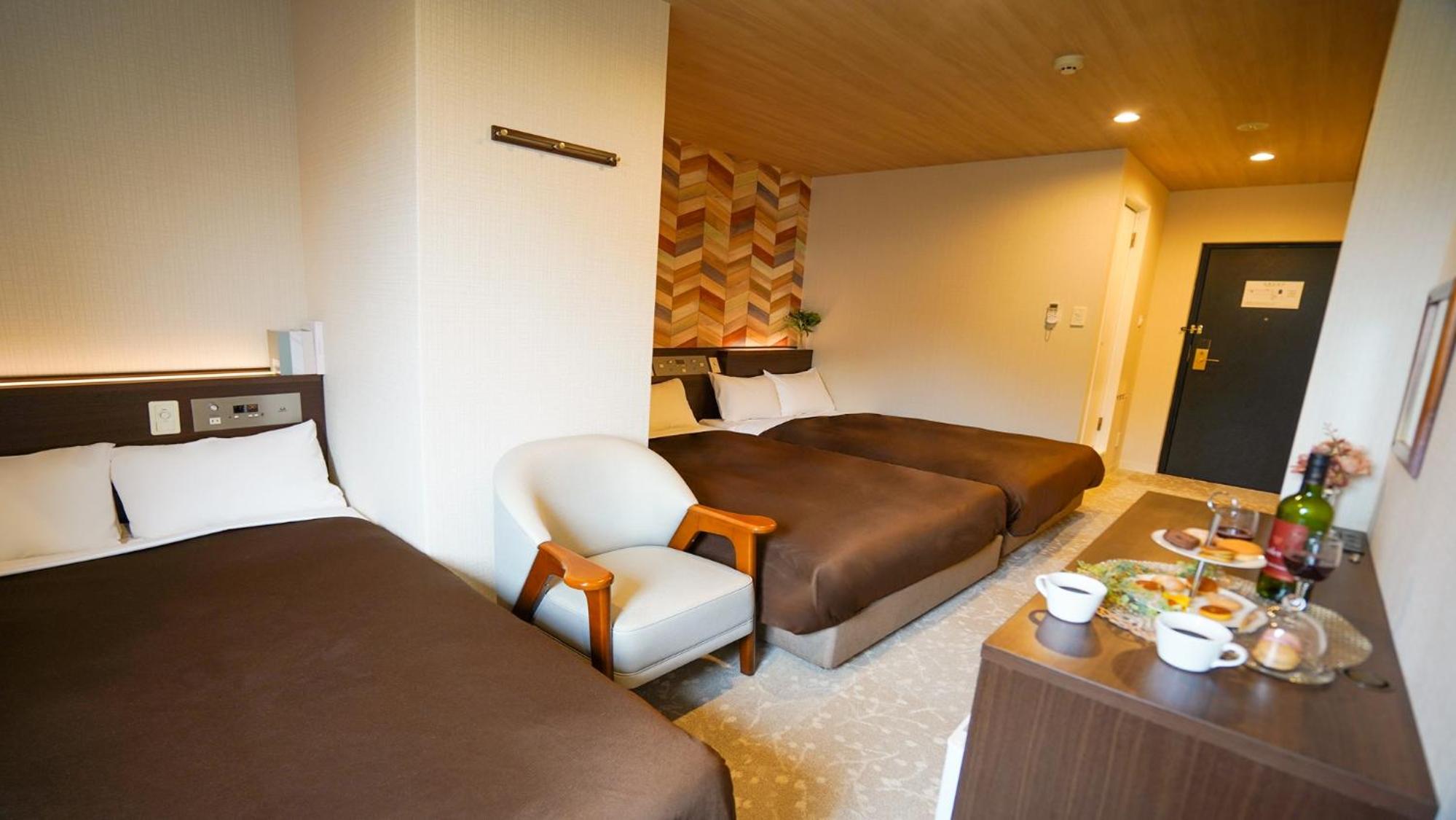 Renewal Triple Room - Smoking (E-Cigarets Only) - Photo 1