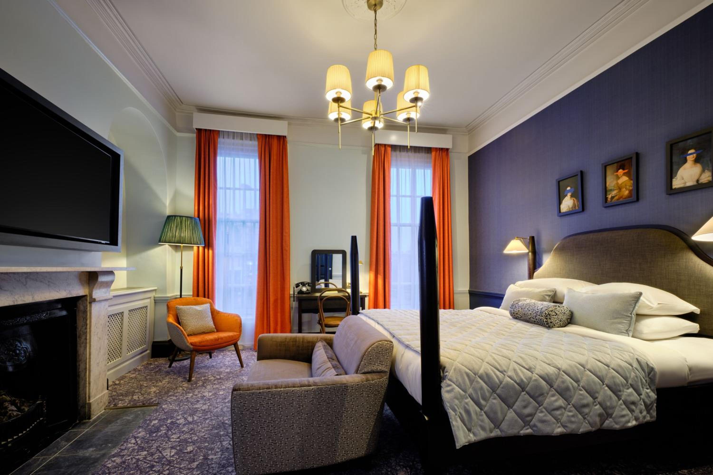 Luxury Junior King Suite - Photo 2