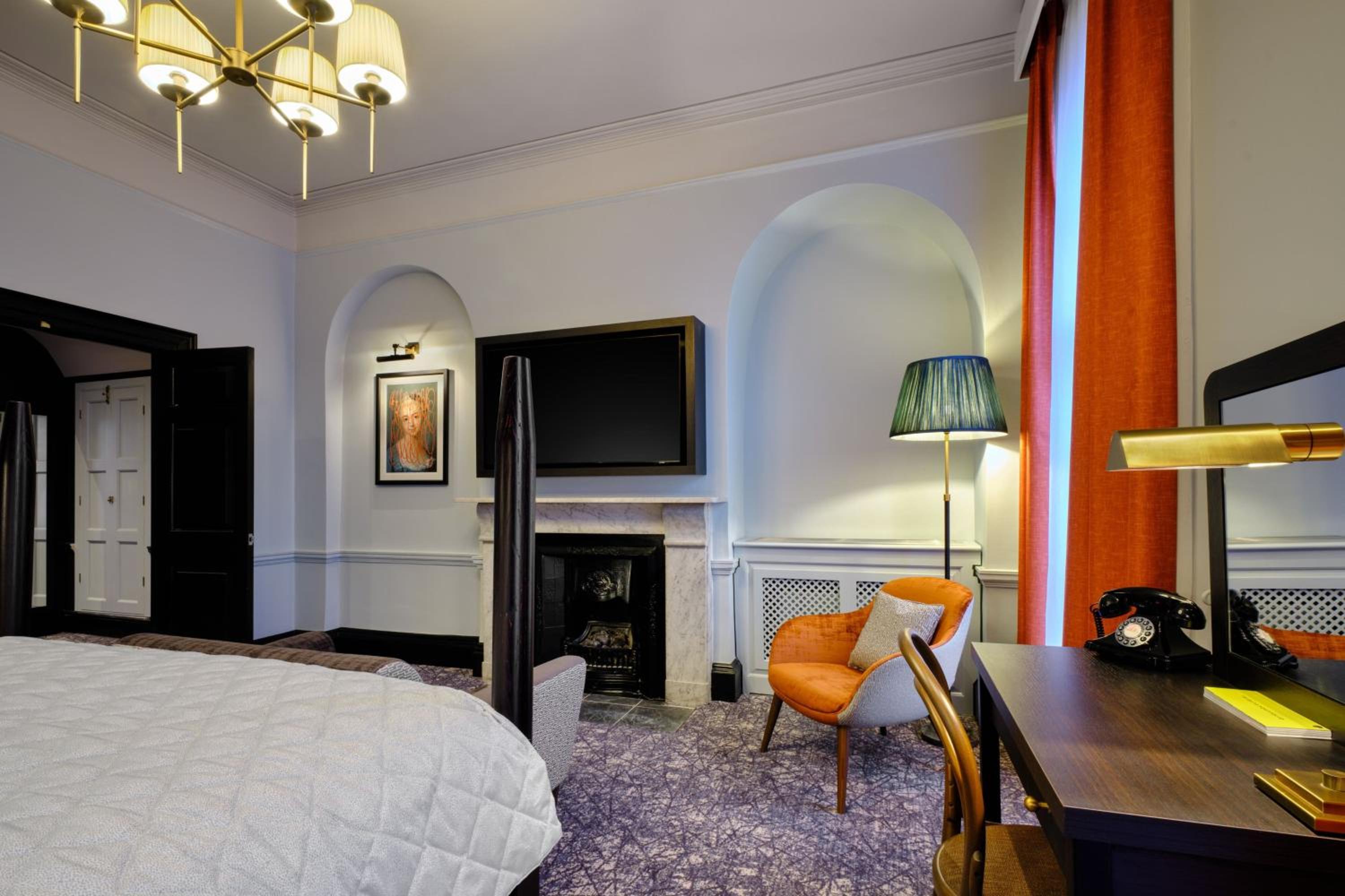 Luxury Junior King Suite - Photo 3