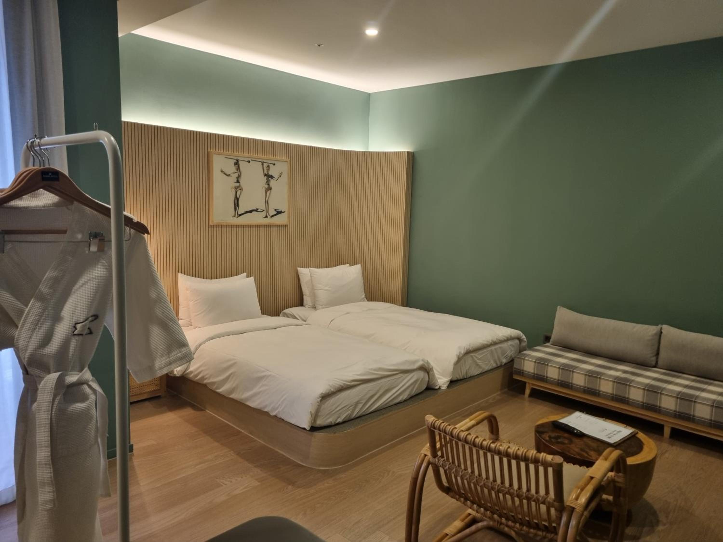 Signiture Twin Room