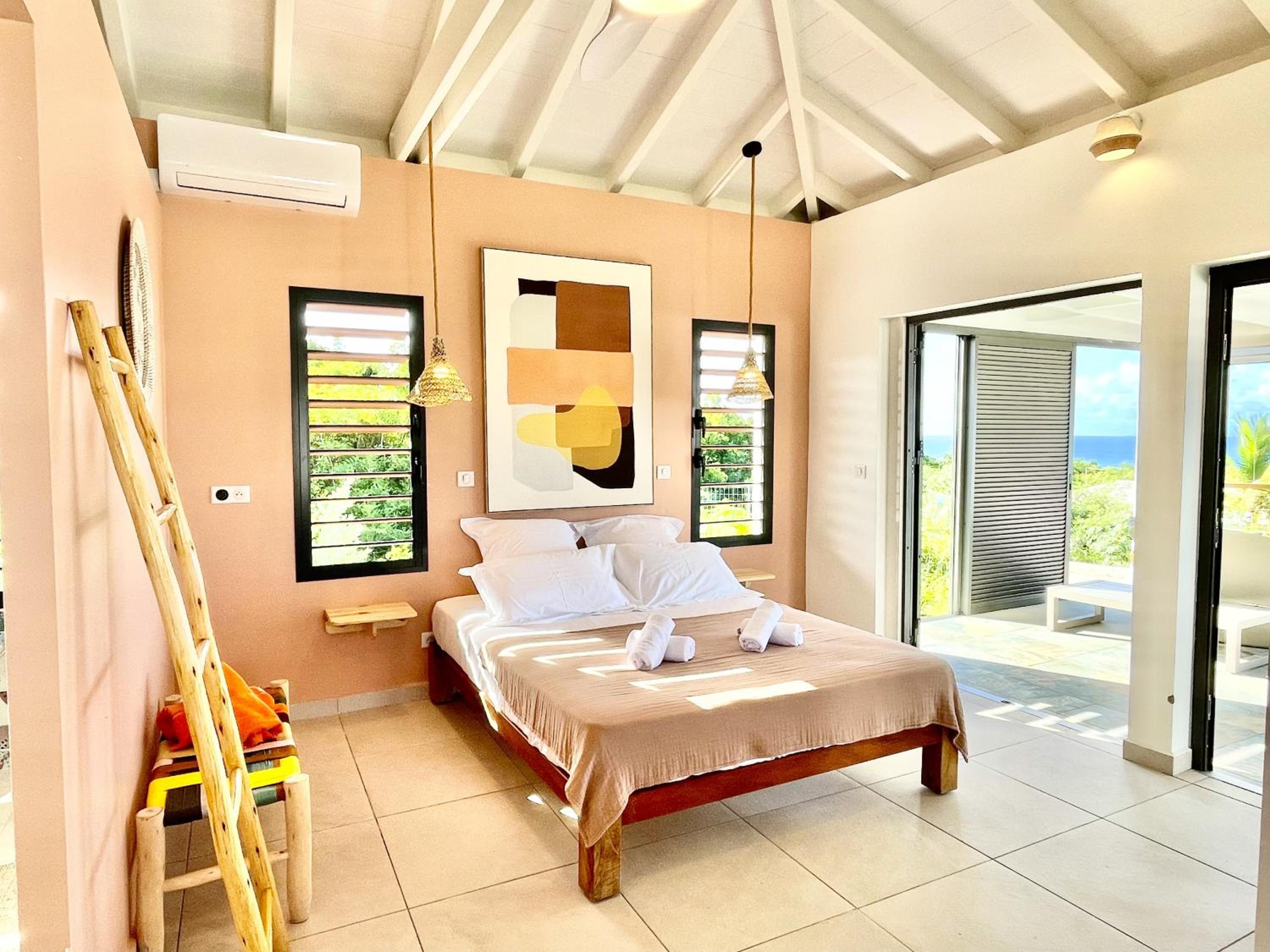 Villa photo 1
