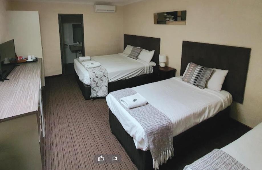 Large Double Room photo 1
