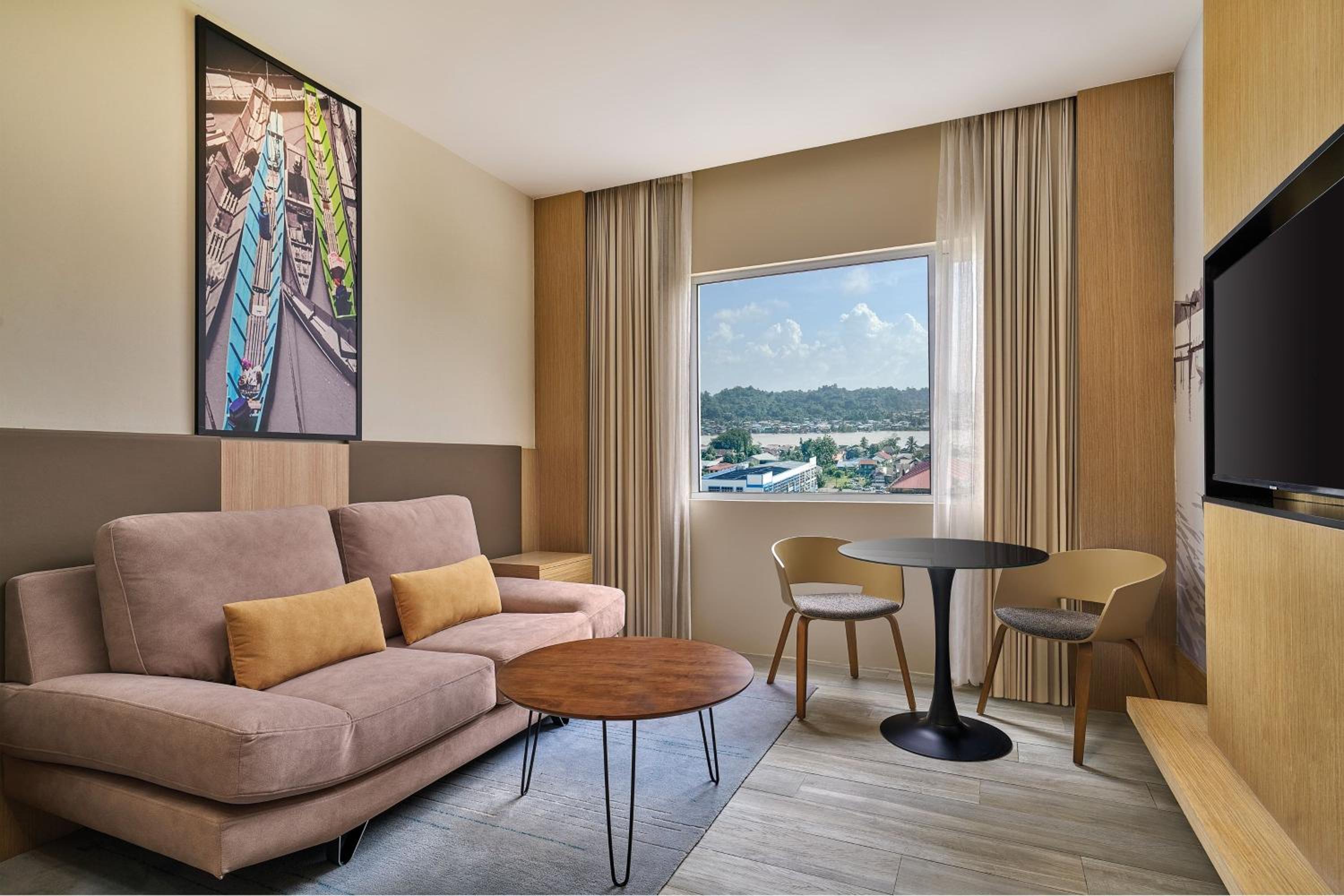 Junior King Suite - Photo 5