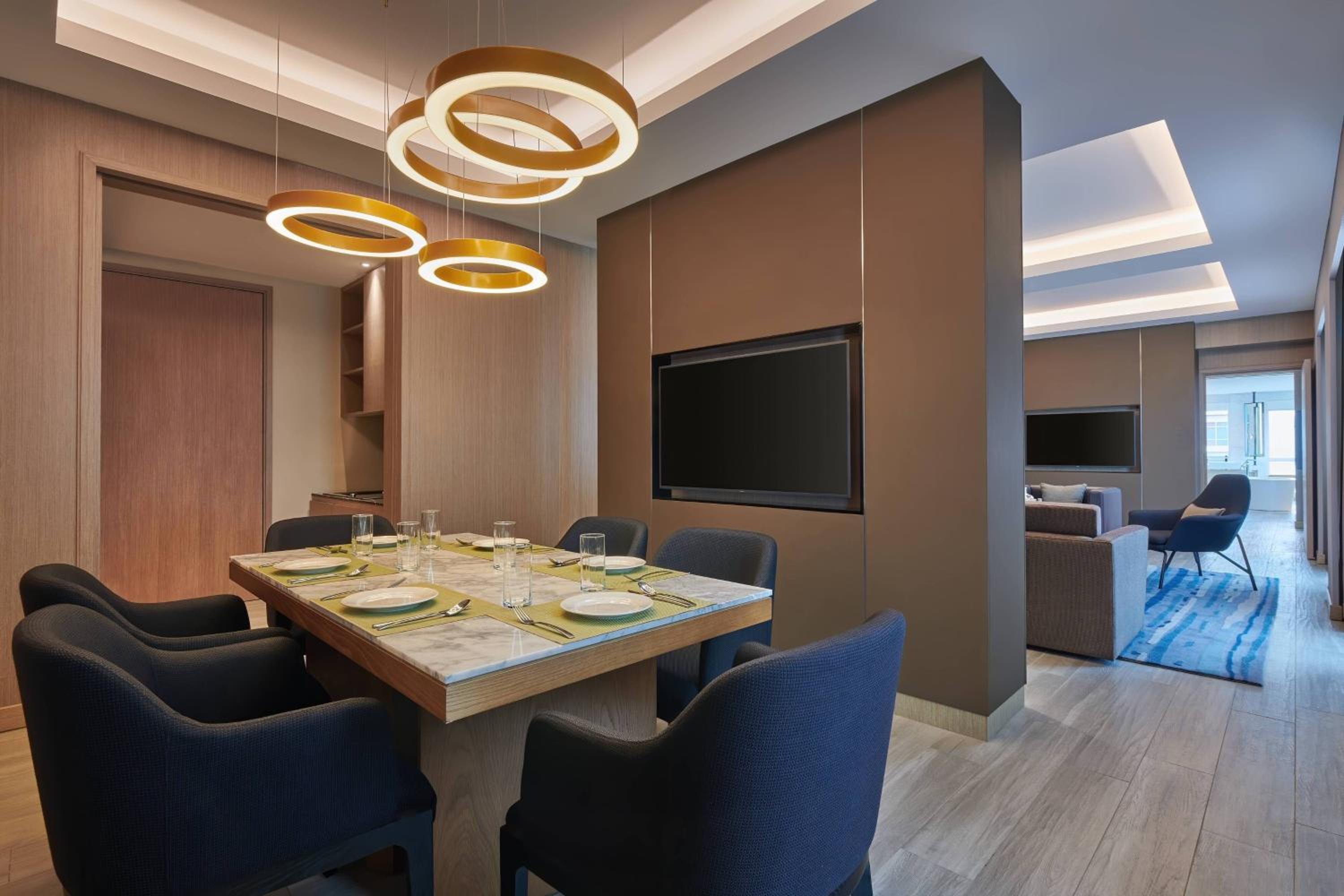 One-Bedroom King Suite with River View