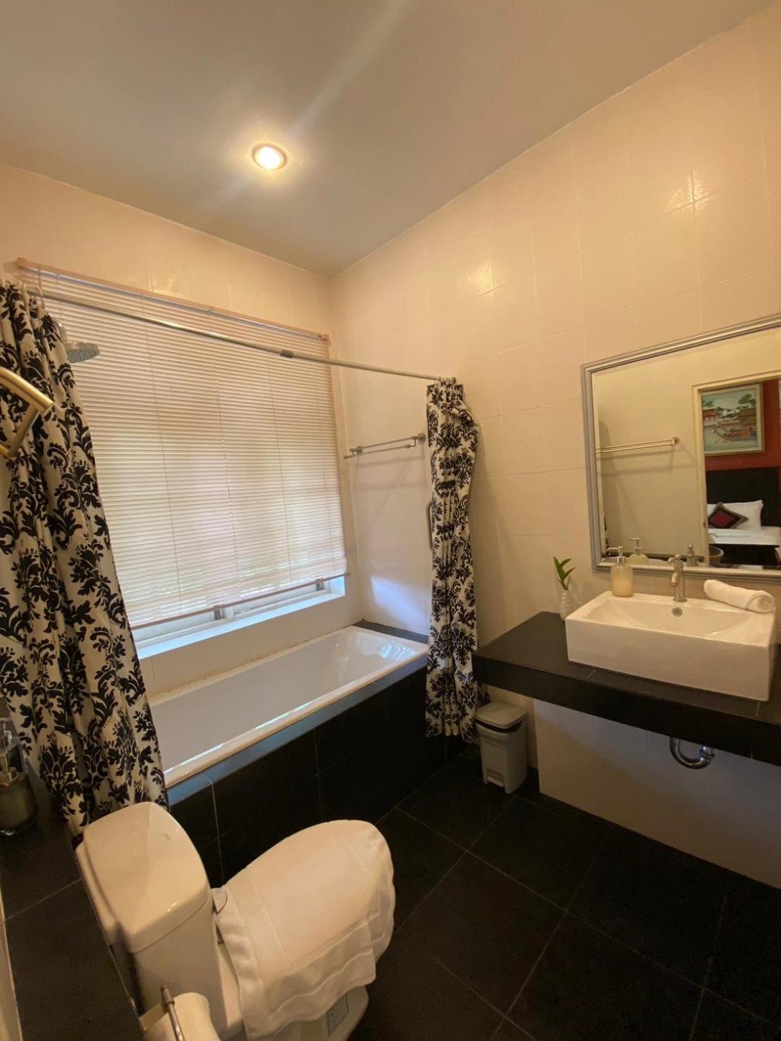 Superior Twin Room with Garden View
