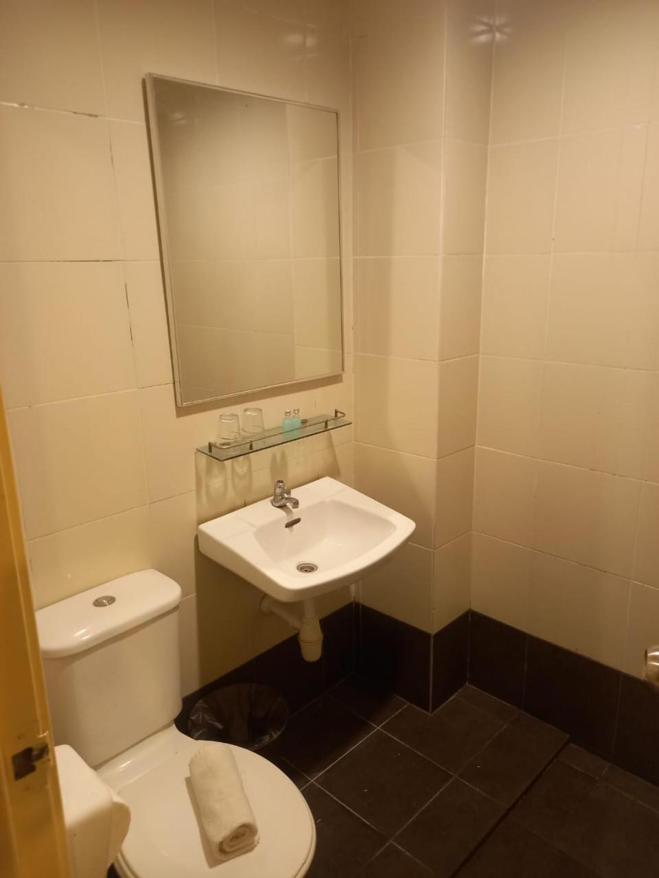 Deluxe Queen Room photo 2