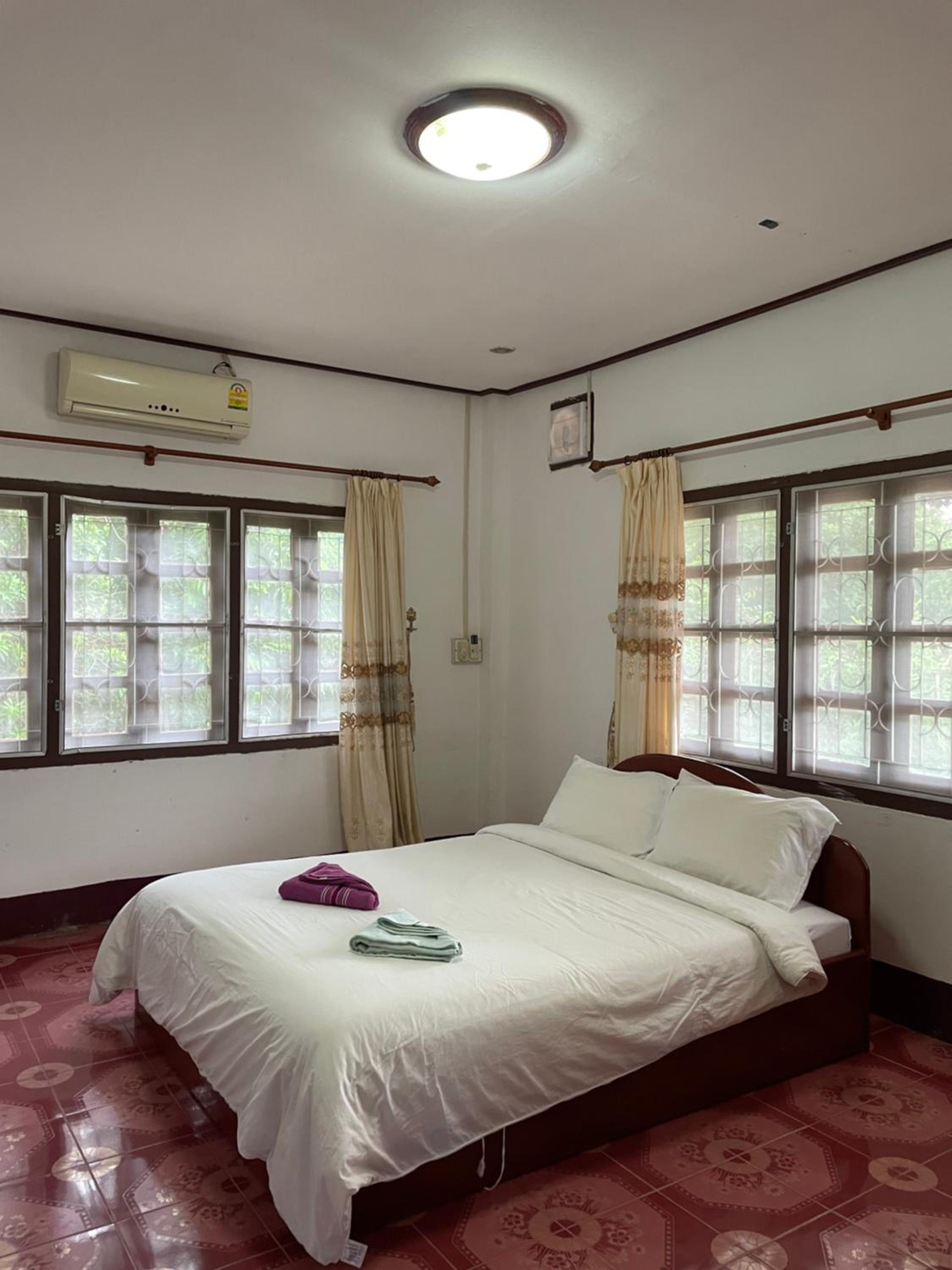 Double Room with Private Bathroom photo 3