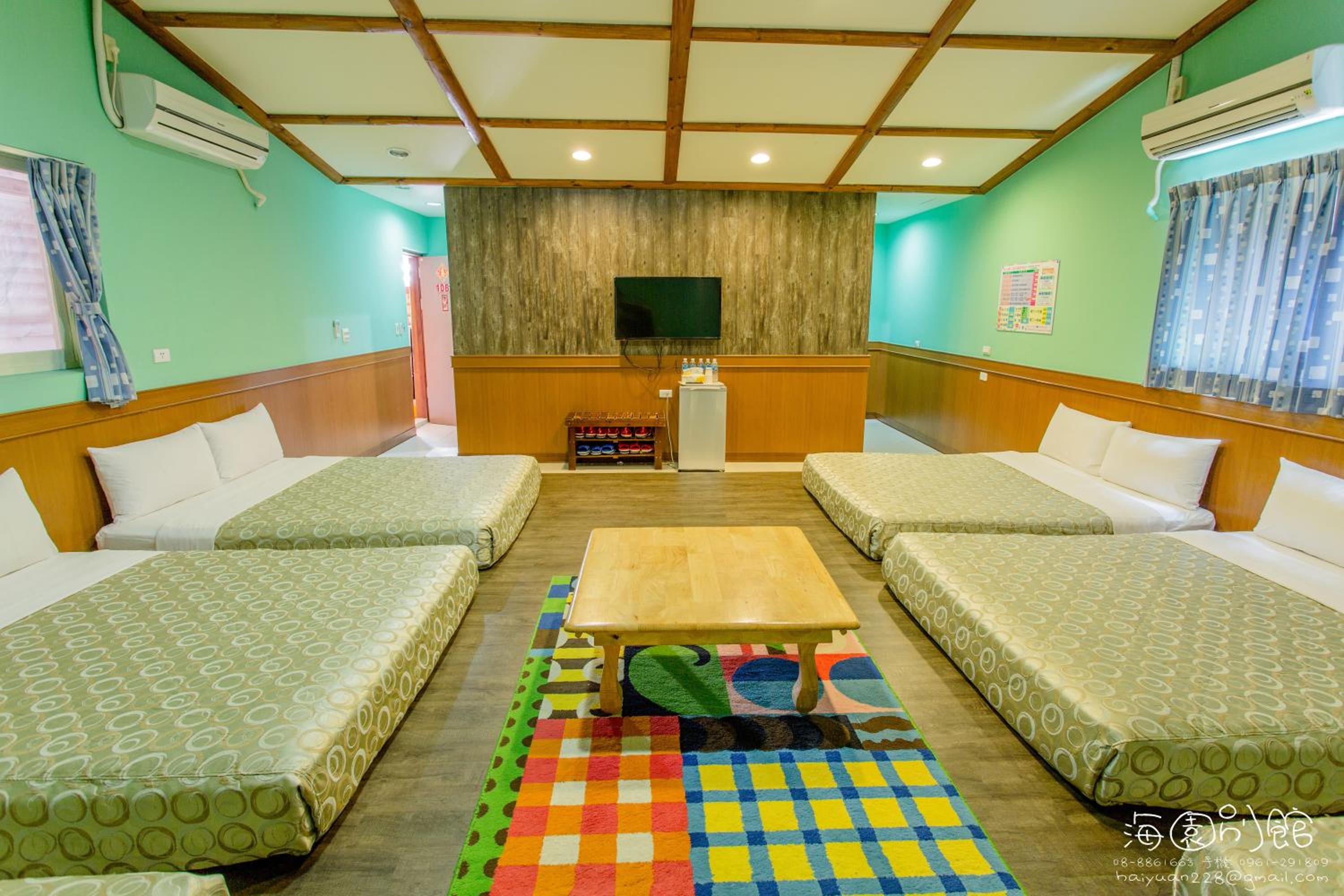 Standard Family Room (12 Adults)
