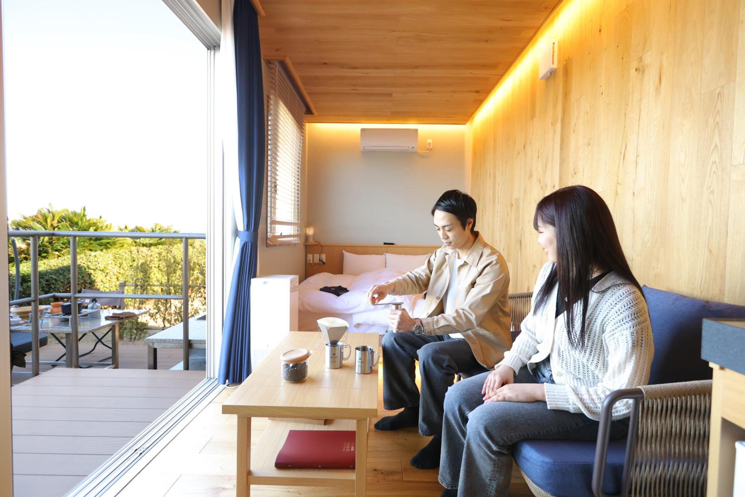 Glamping Twin Room (No View) - Photo 33