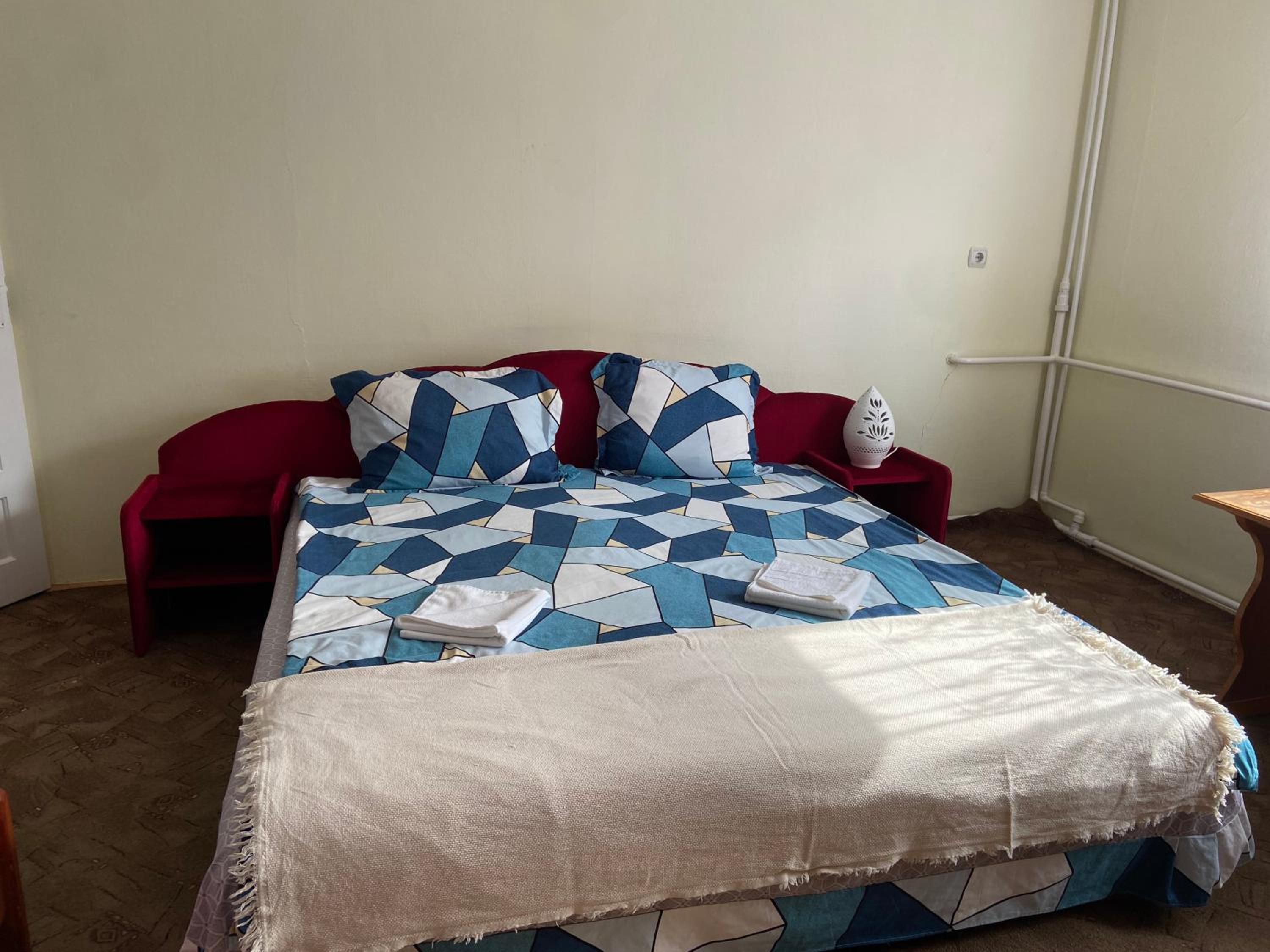 Standard Queen Room - Photo 2