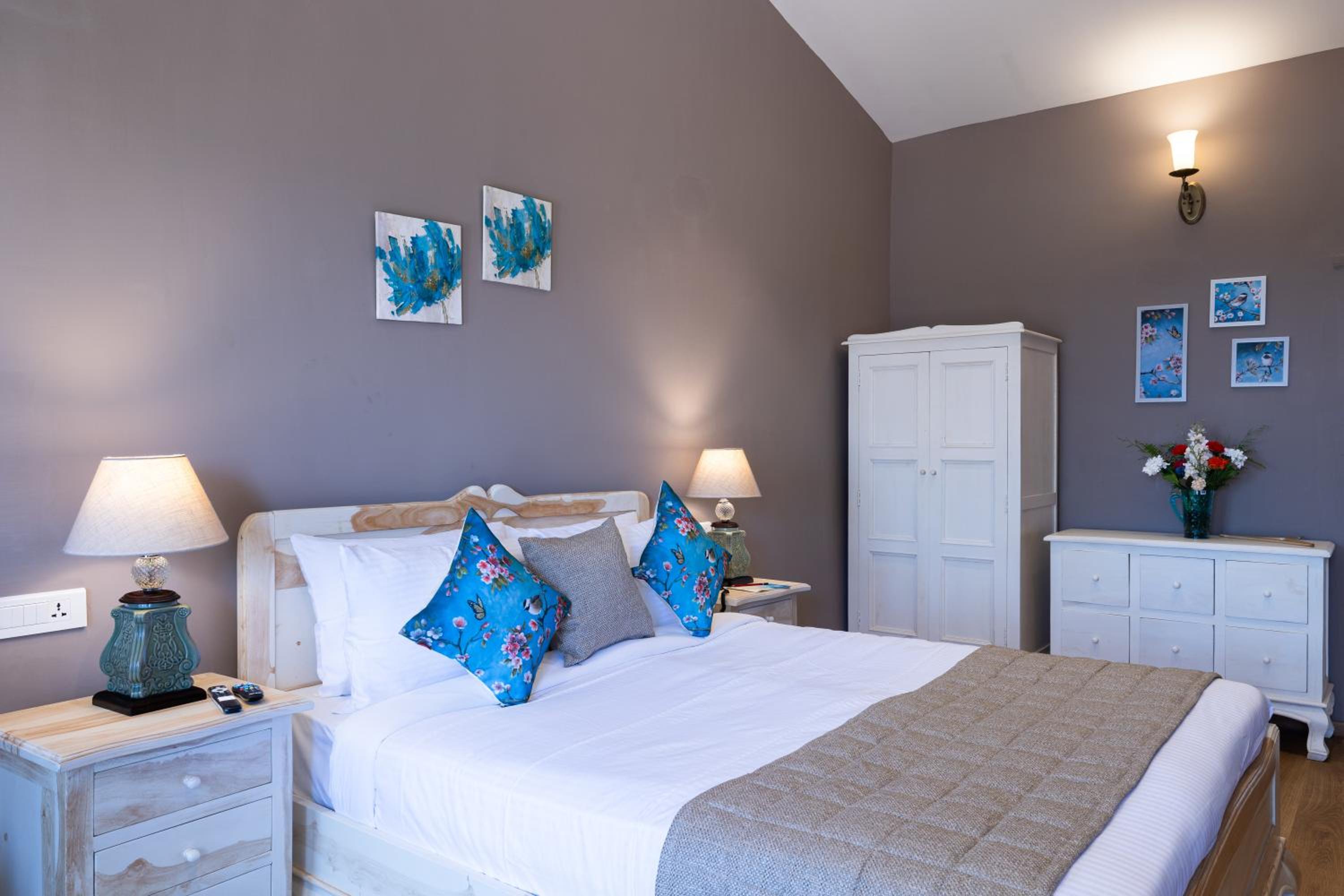 Deluxe Queen Room photo 2