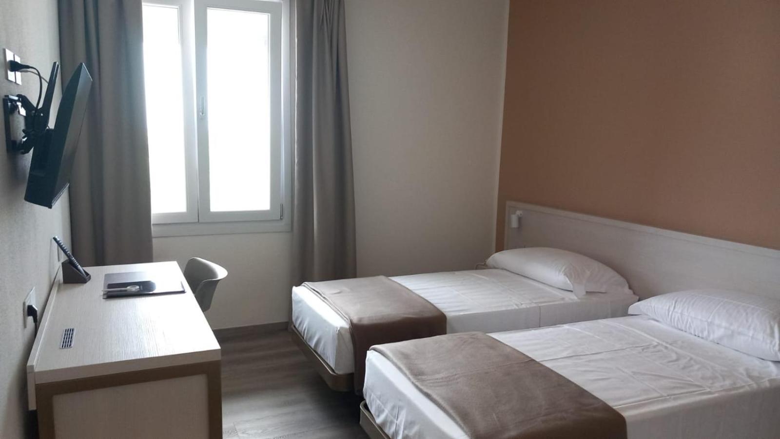 Twin Room - Disability Access