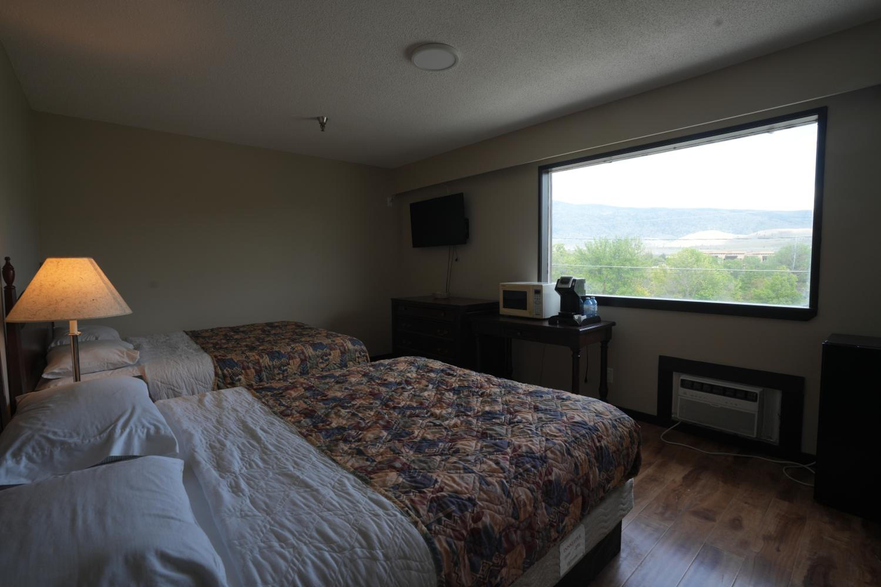 Deluxe Queen Room photo 1