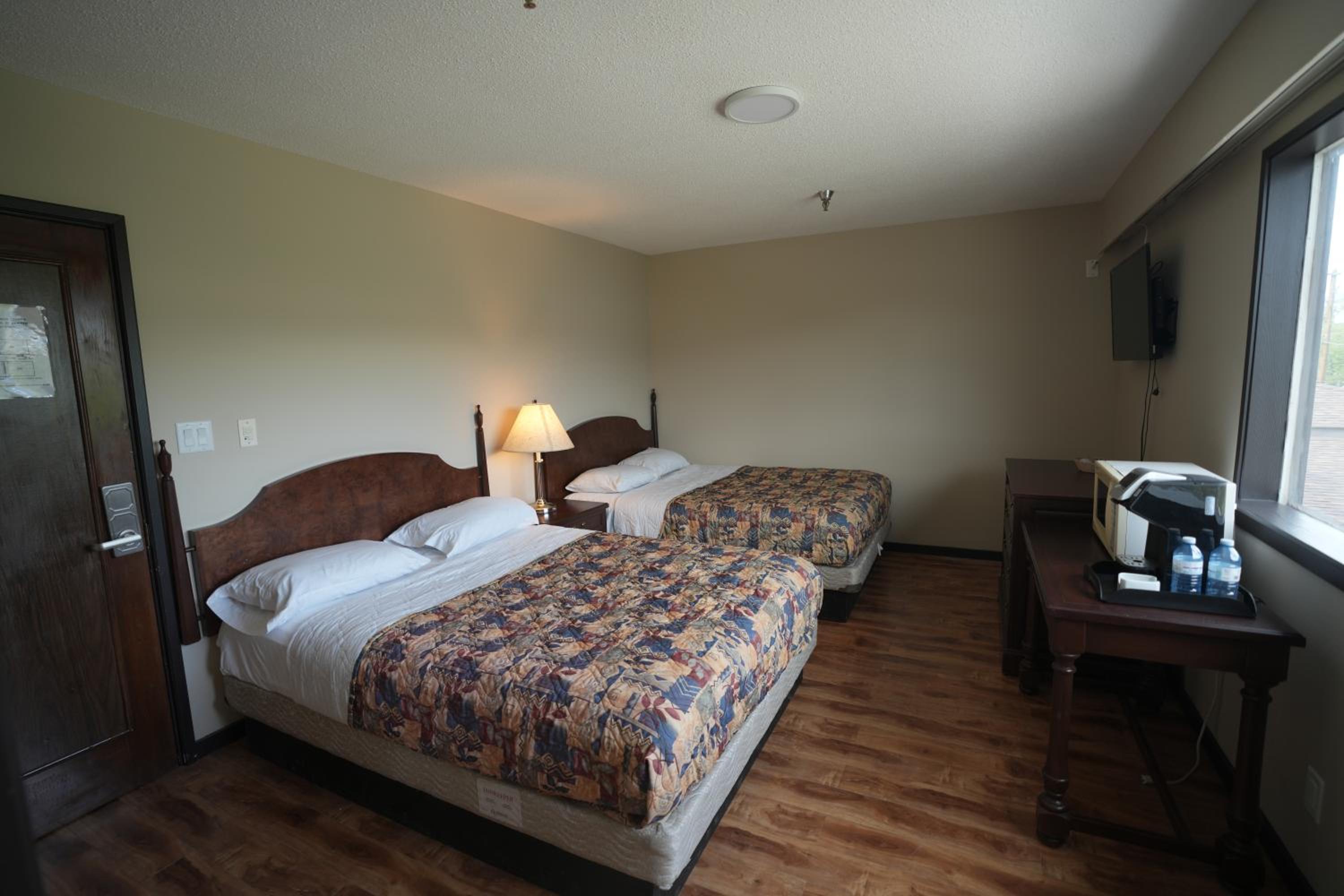 Deluxe Queen Room photo 2