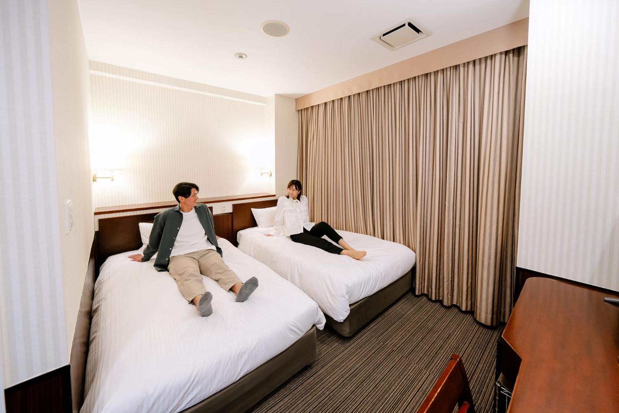 Standard Twin Room - Non-Smoking