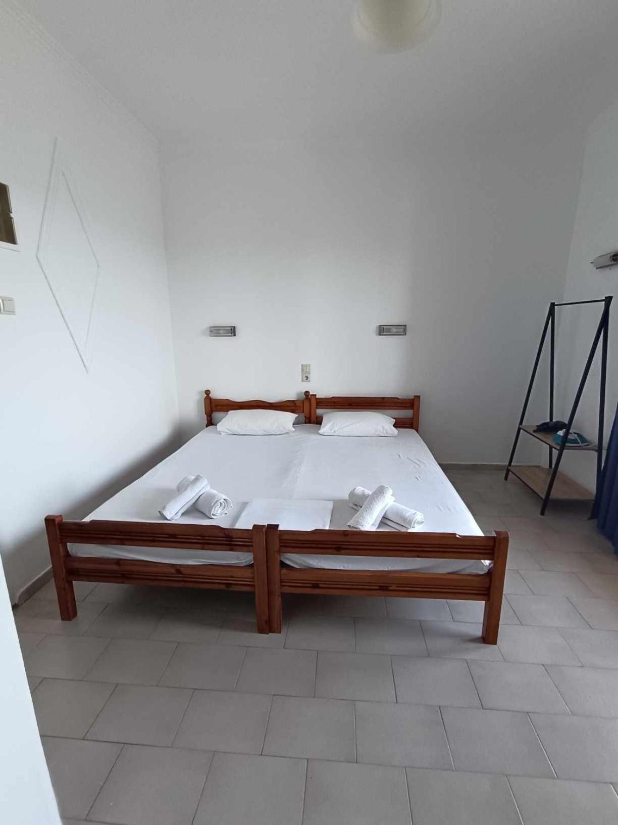 Two-Bedroom Apartment with Balcony and Sea View photo 1