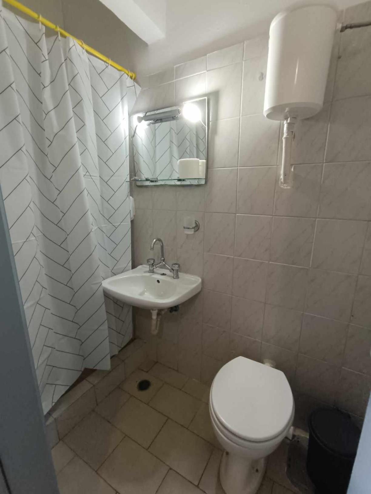 Two-Bedroom Apartment with Balcony and Sea View photo 3