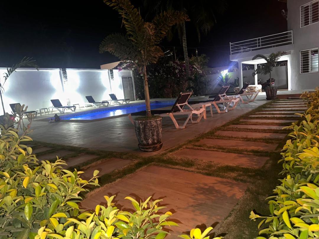 Villa photo 3