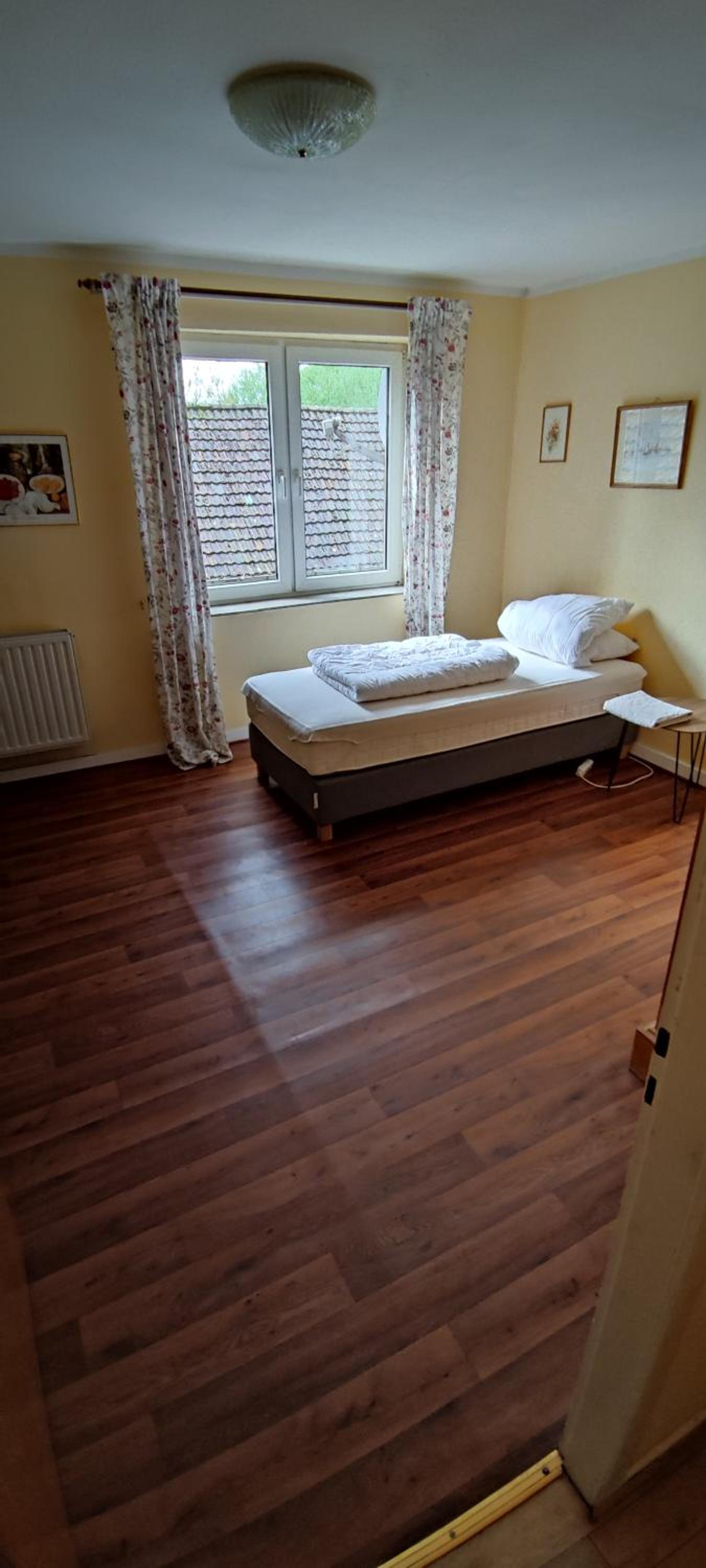 Single Room with Private External Bathroom