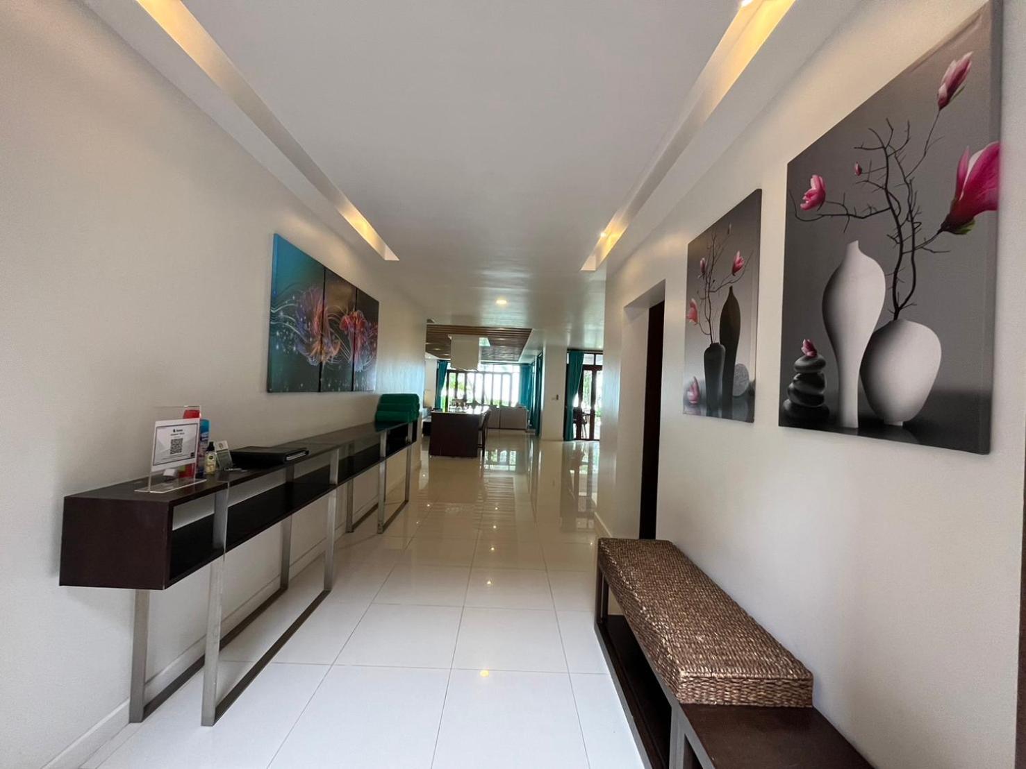 Villa - Beach Front - Photo 4