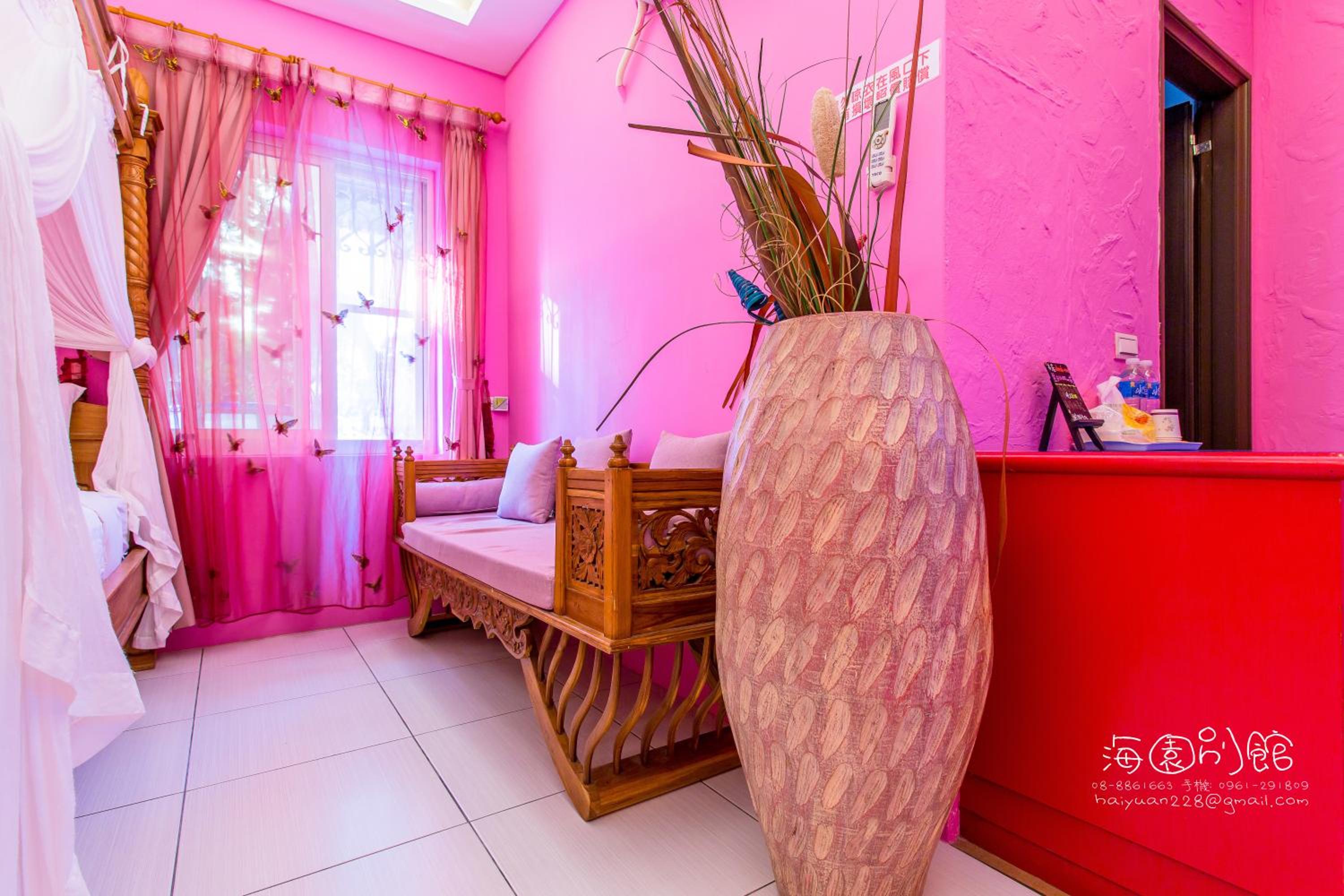 Double Room - Photo 8
