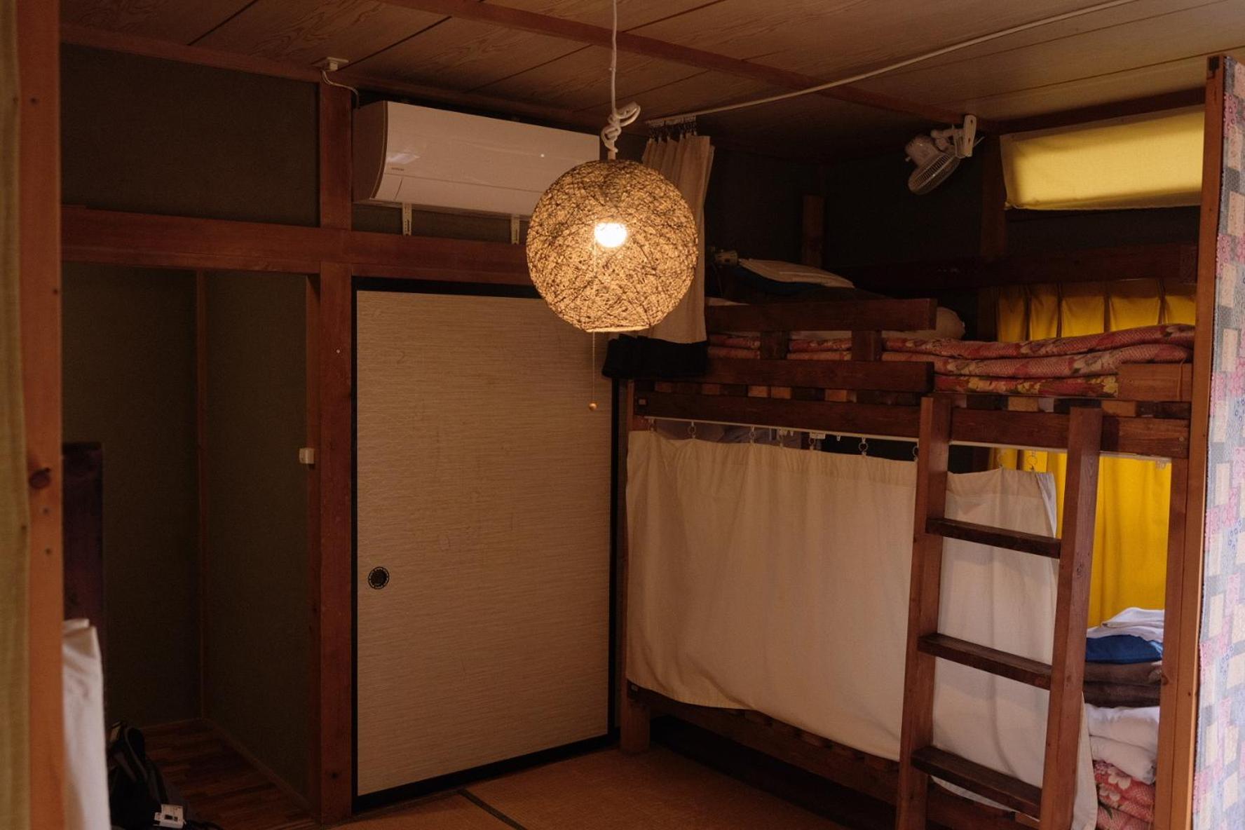 Bed in 6-Bed Mixed Dormitory Room
