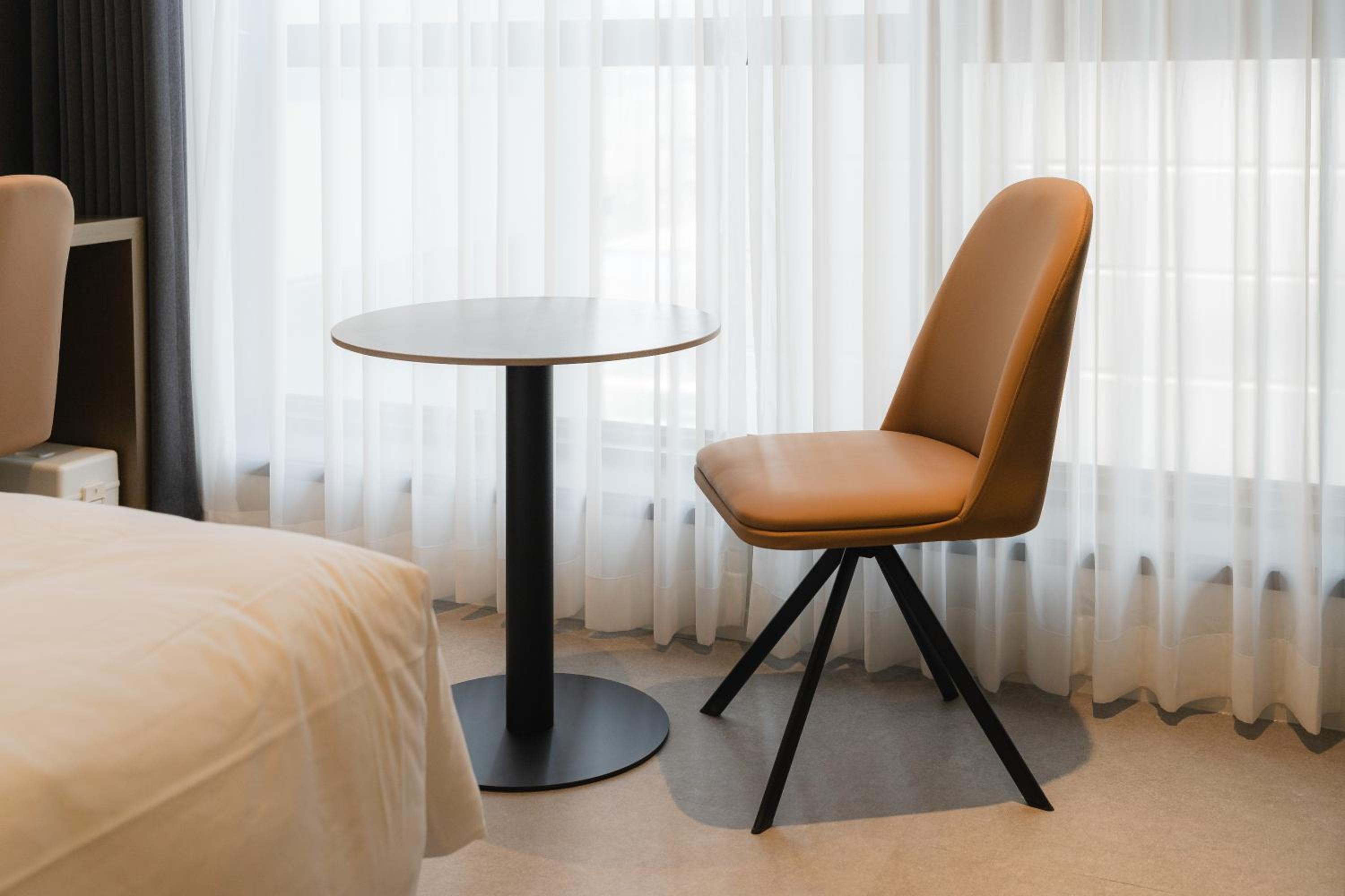 Standard Twin Room - 24 hours stay(check out 3PM)