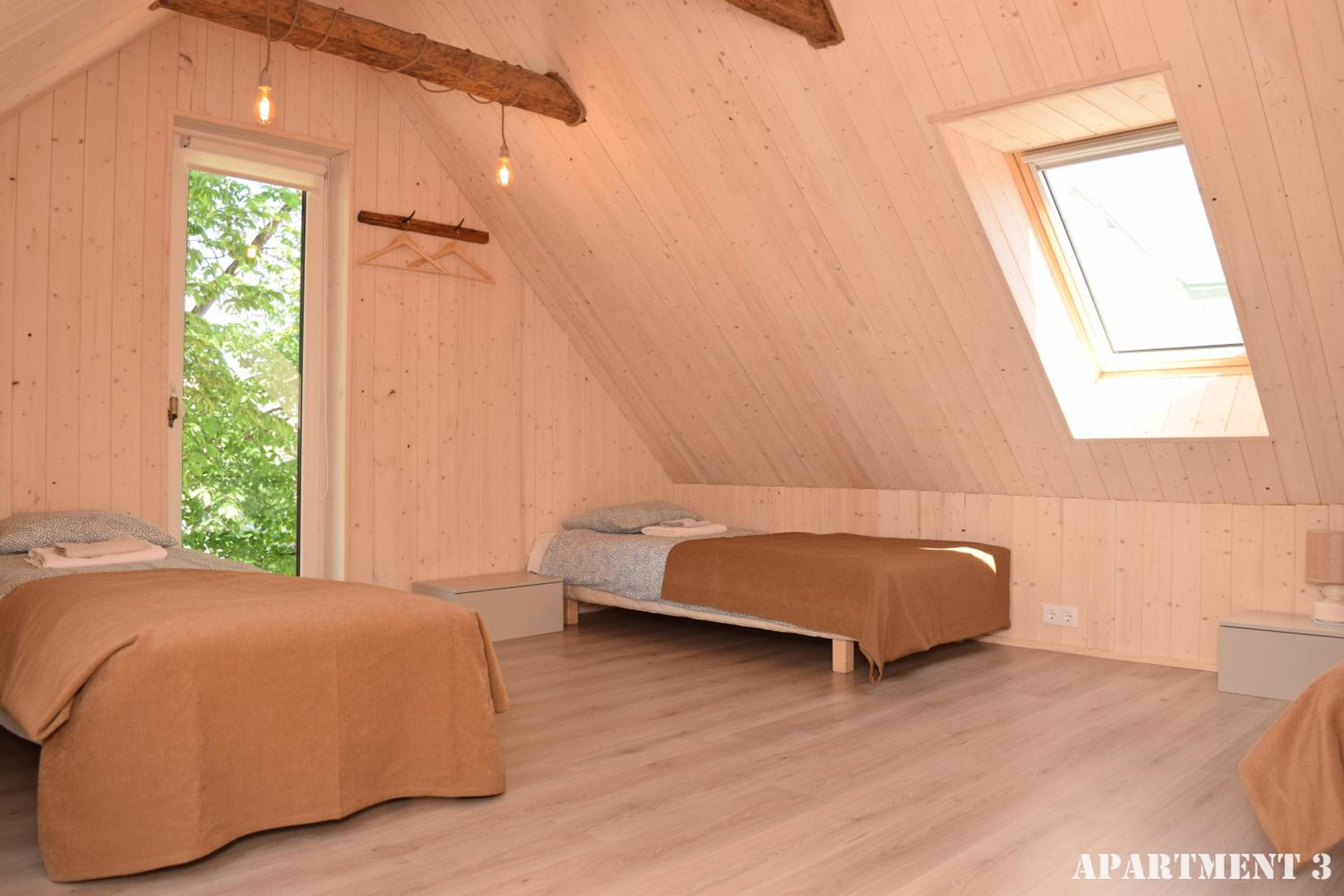Two-Bedroom Townhouse - Photo 6