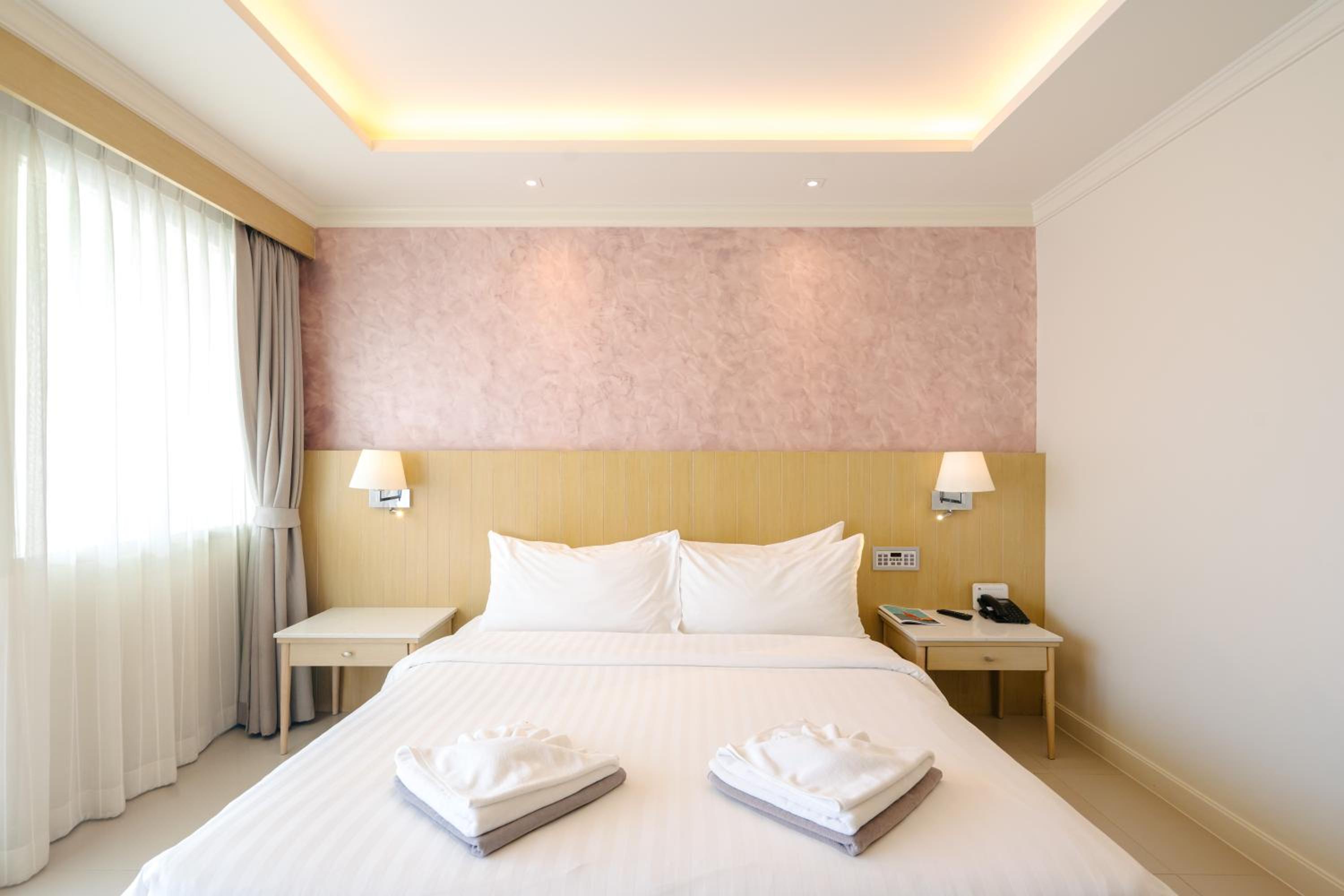 Deluxe Double Room with Spa Bath  - Photo 18