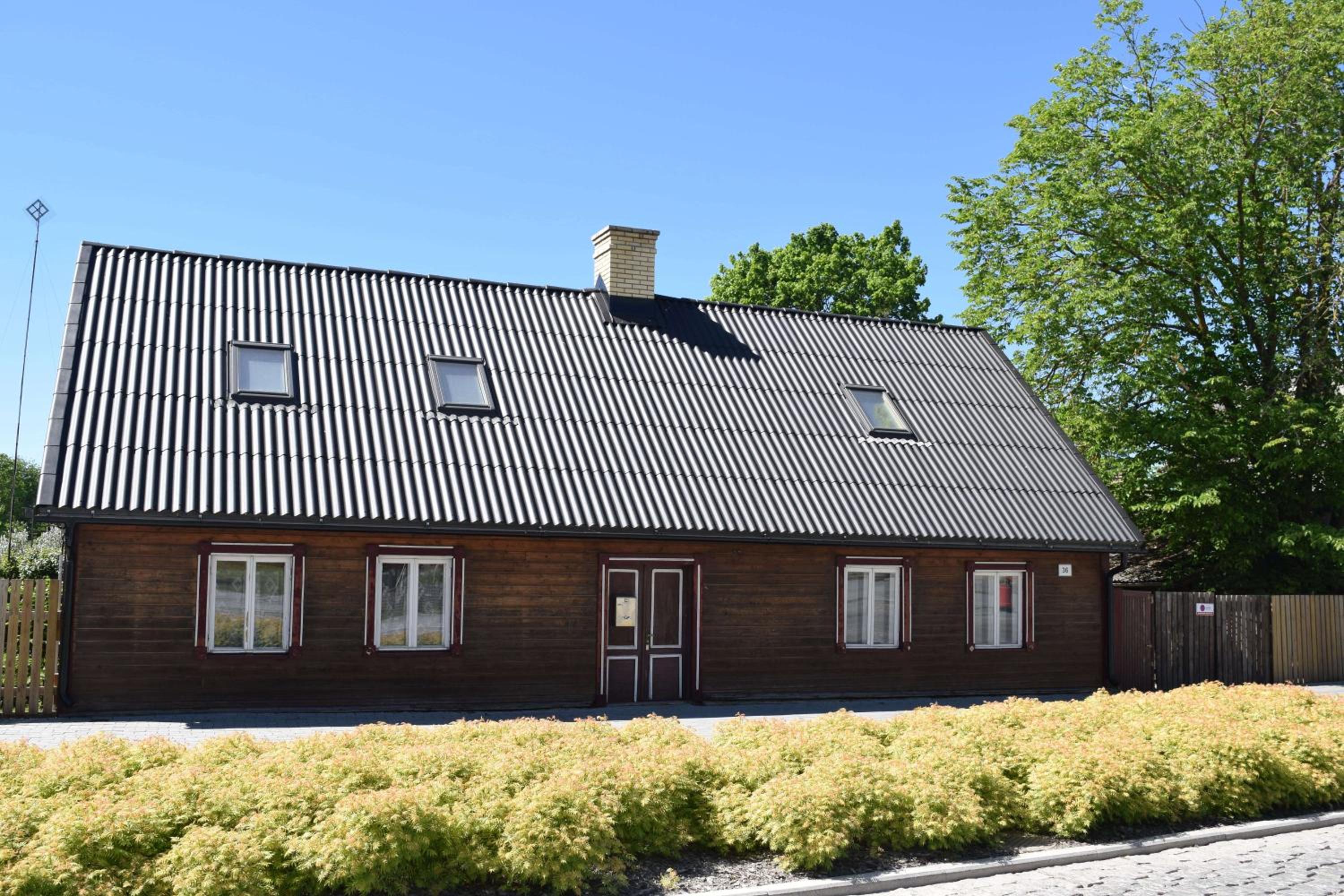 One-Bedroom House - Photo 16