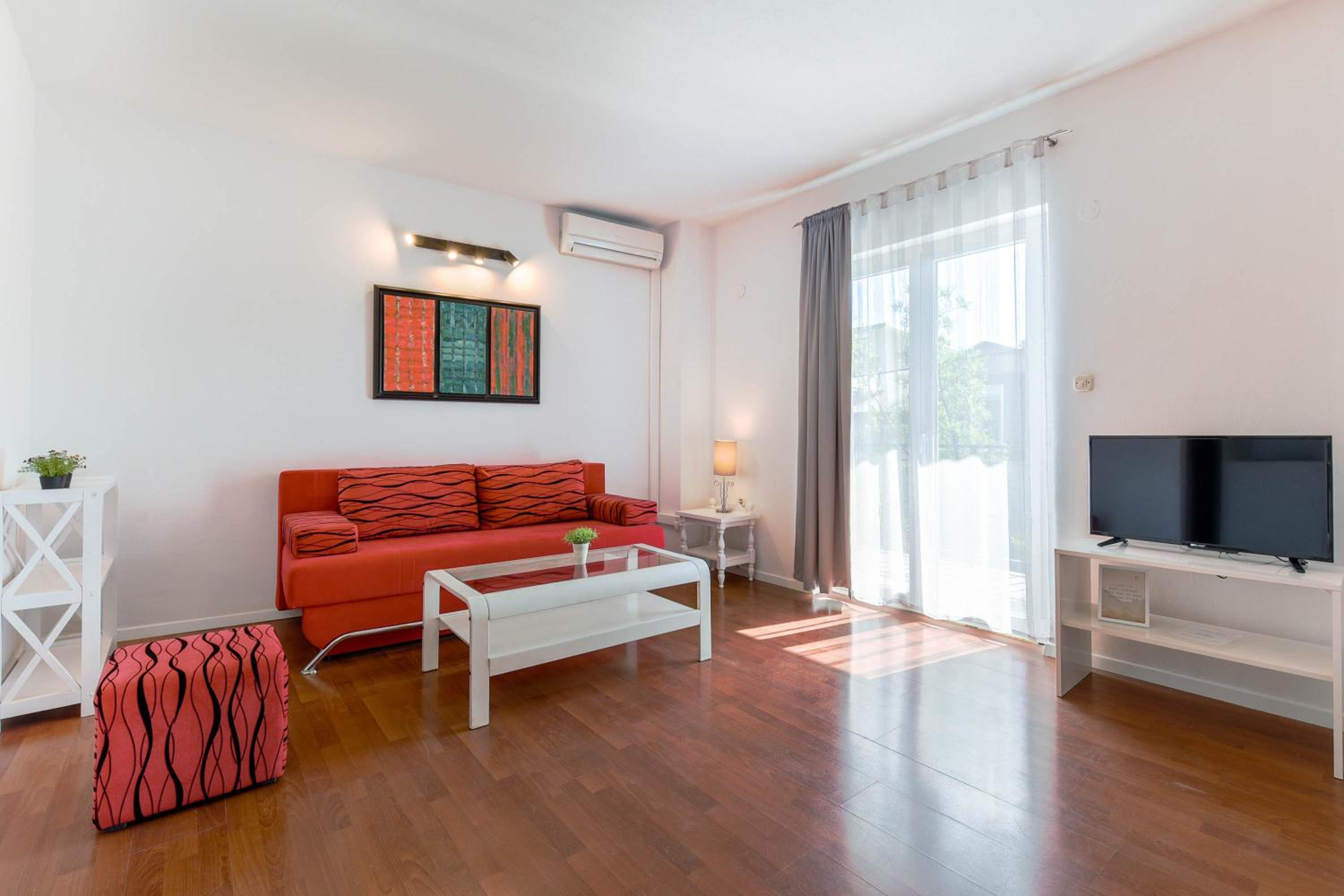 Villa - Photo 11