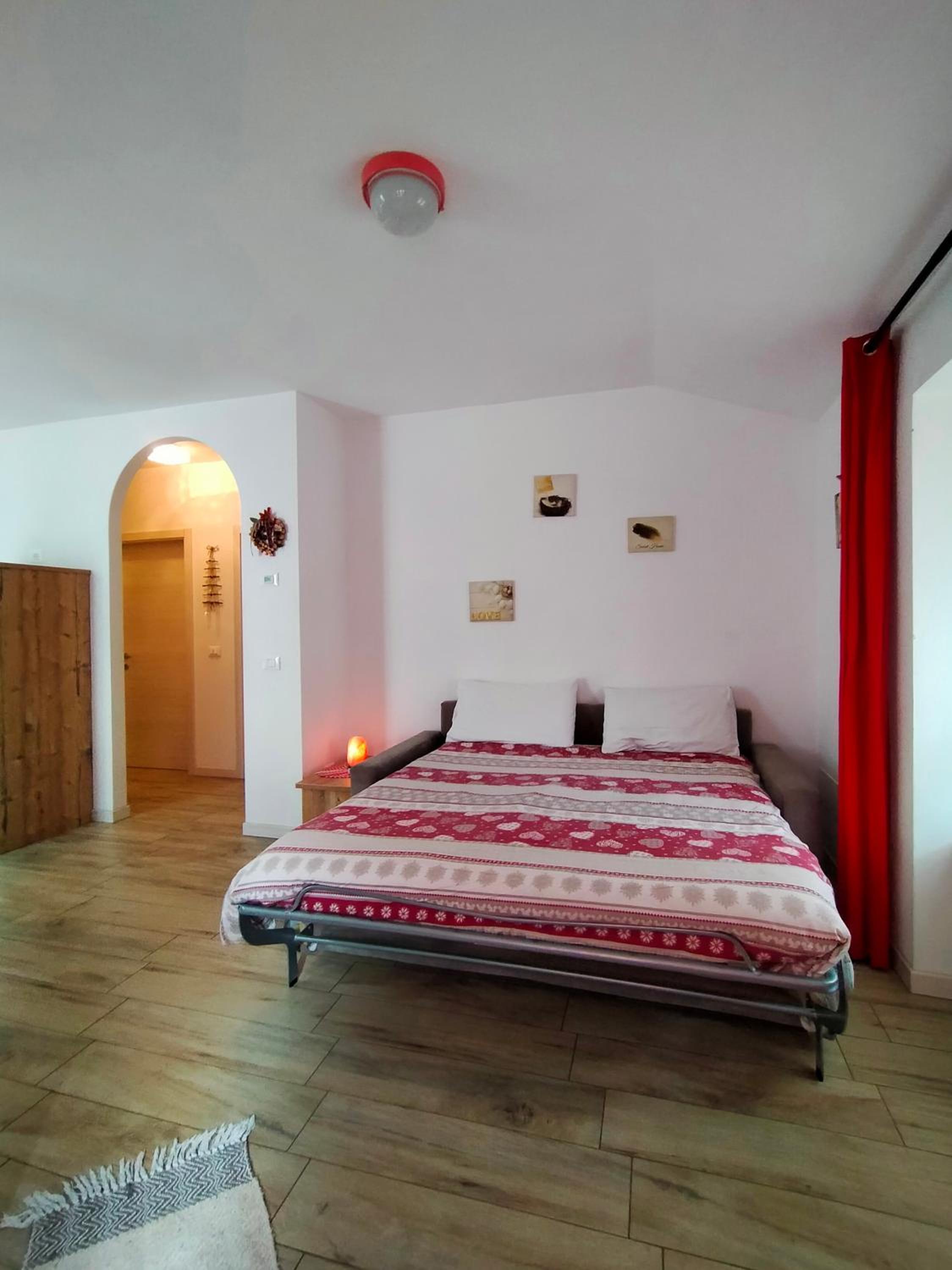 Apartment with Balcony