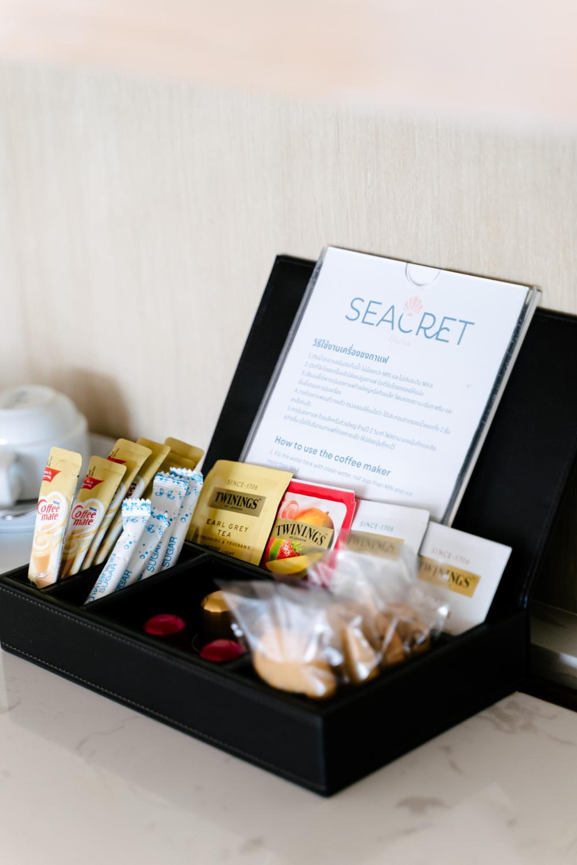 Suite with Spa Bath - Photo 12