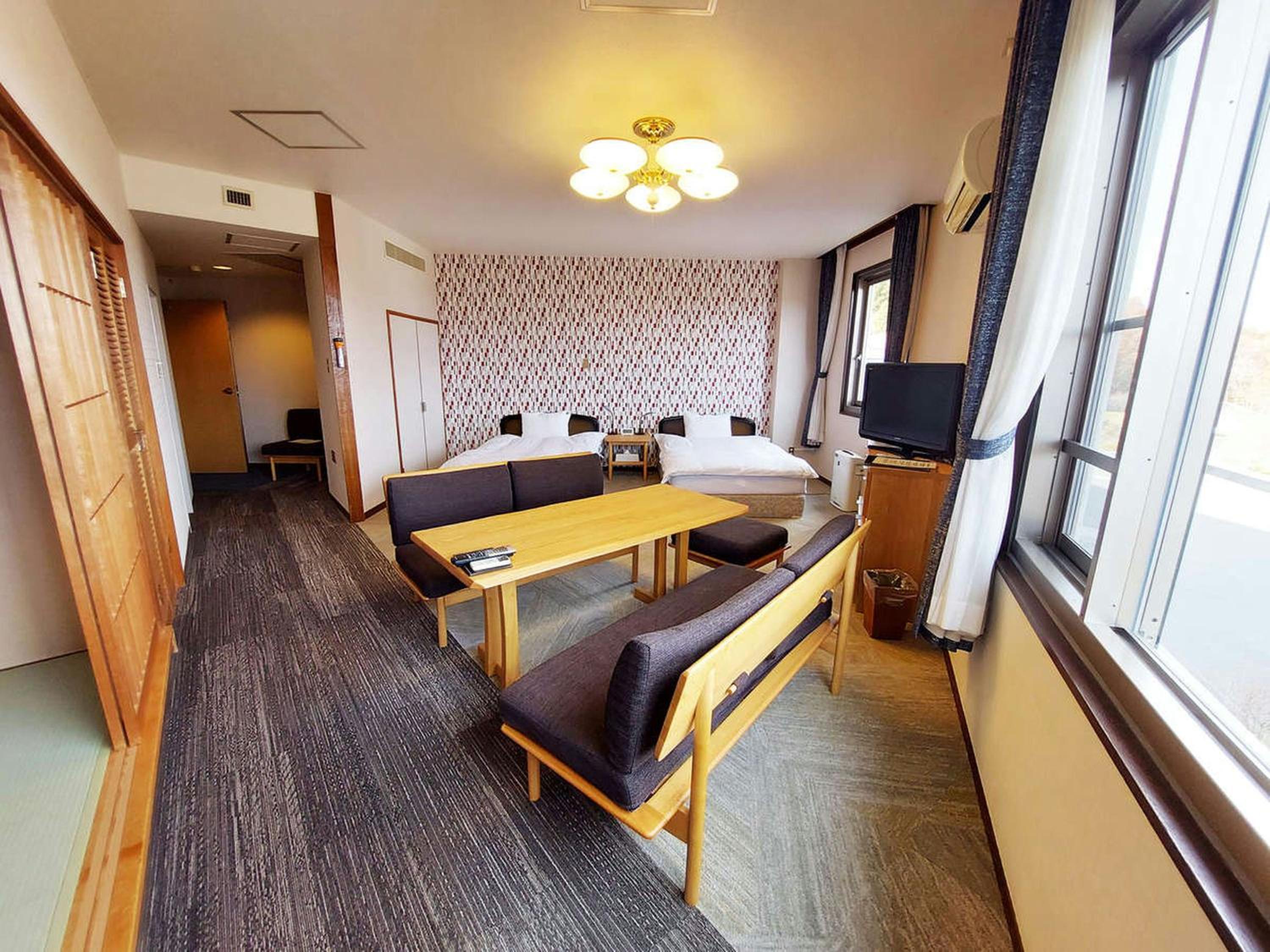 Deluxe Twin Room photo 2