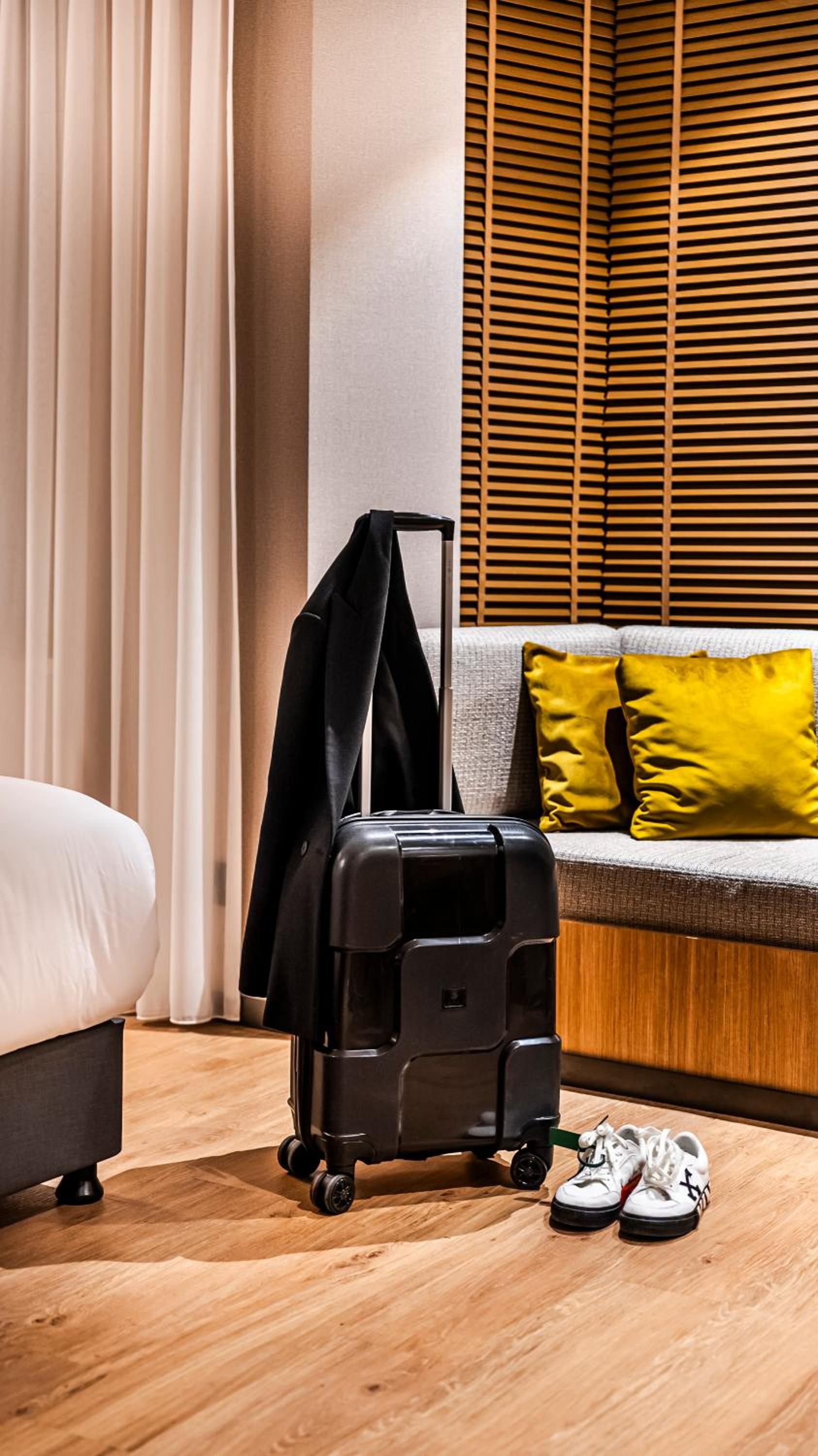 Deluxe Double Room with Balcony photo 1