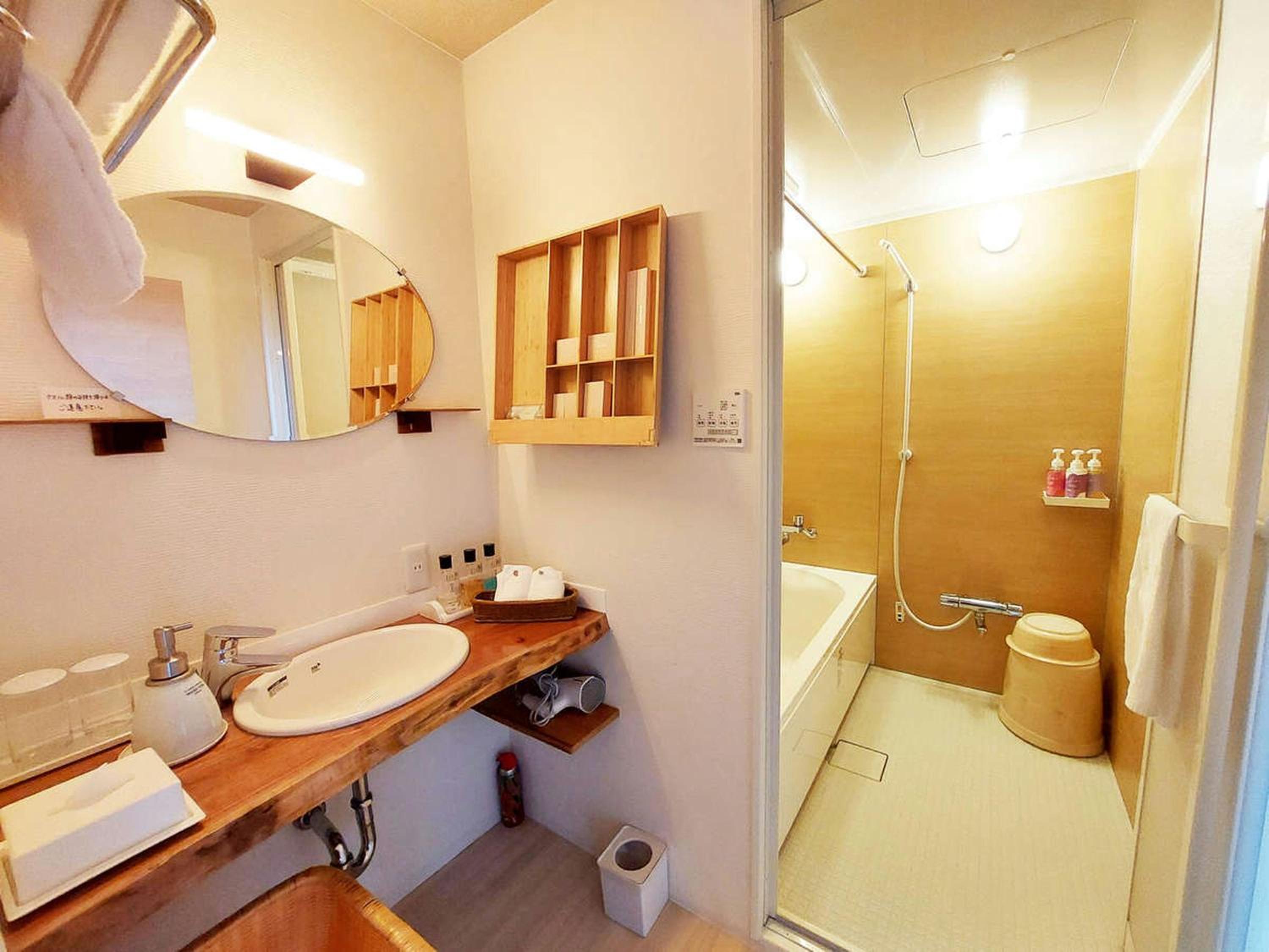 Large Twin Room photo 3