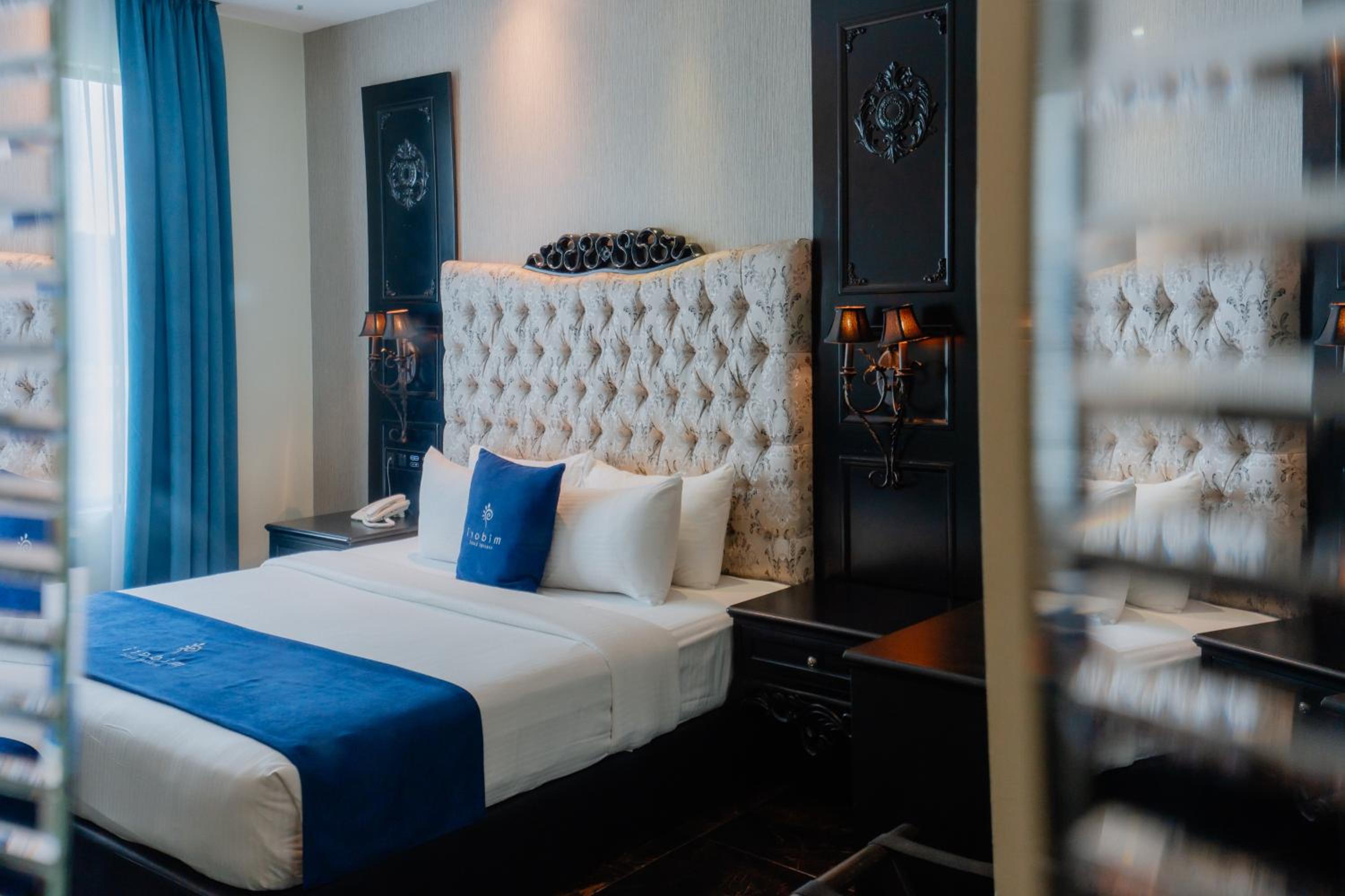 Executive King Room