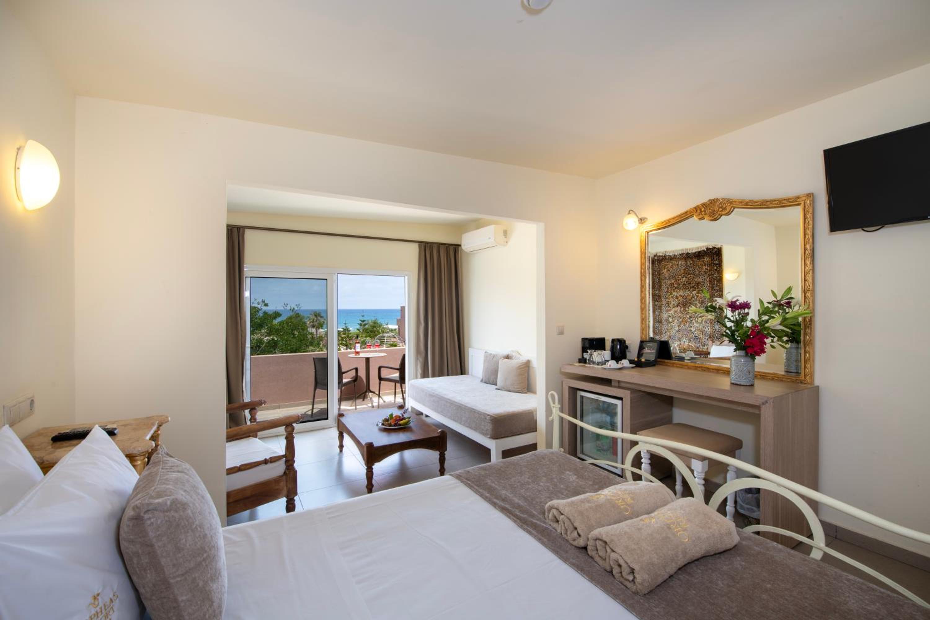Standard Double Suite