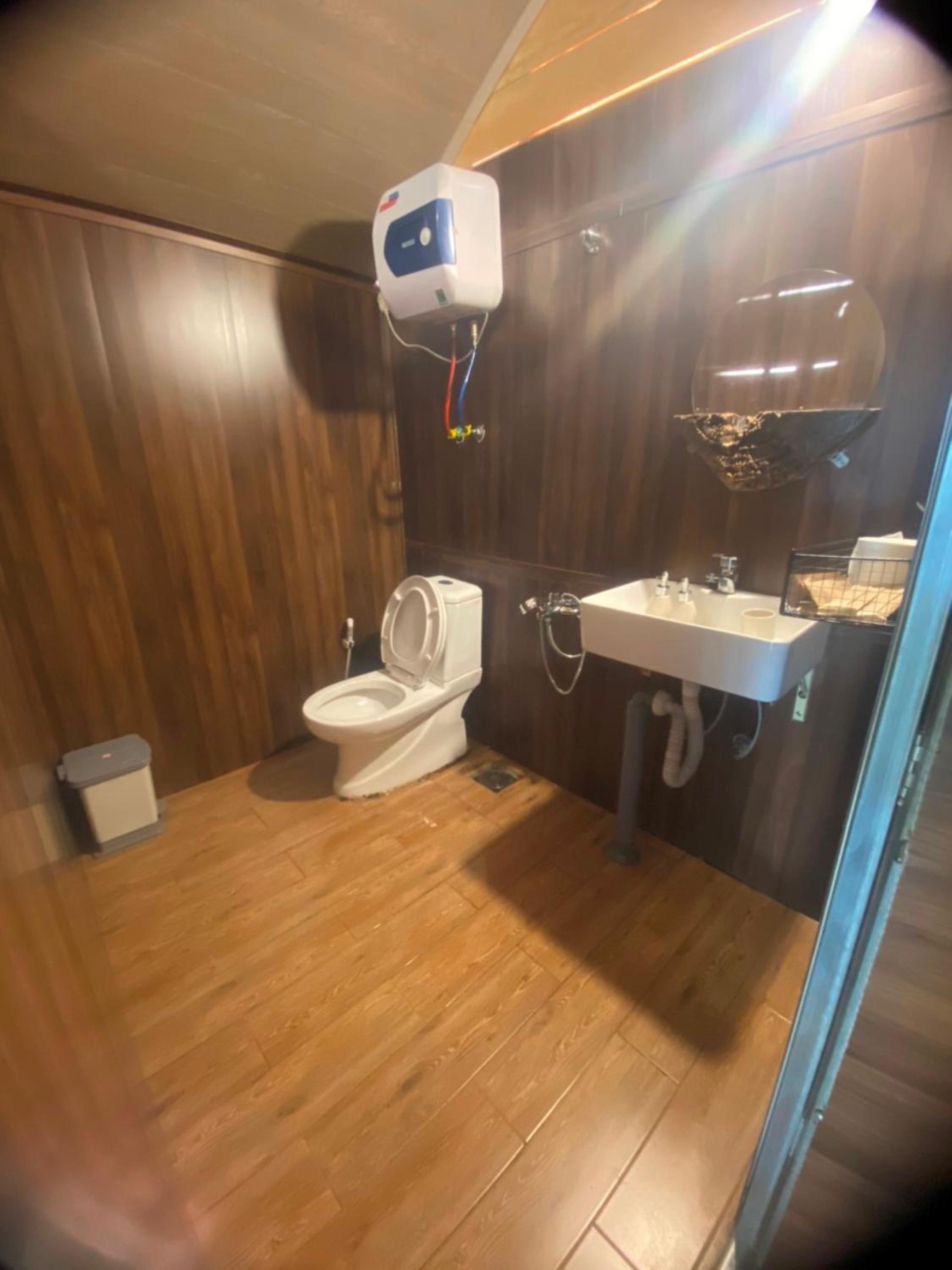Deluxe Bungalow - Photo 9