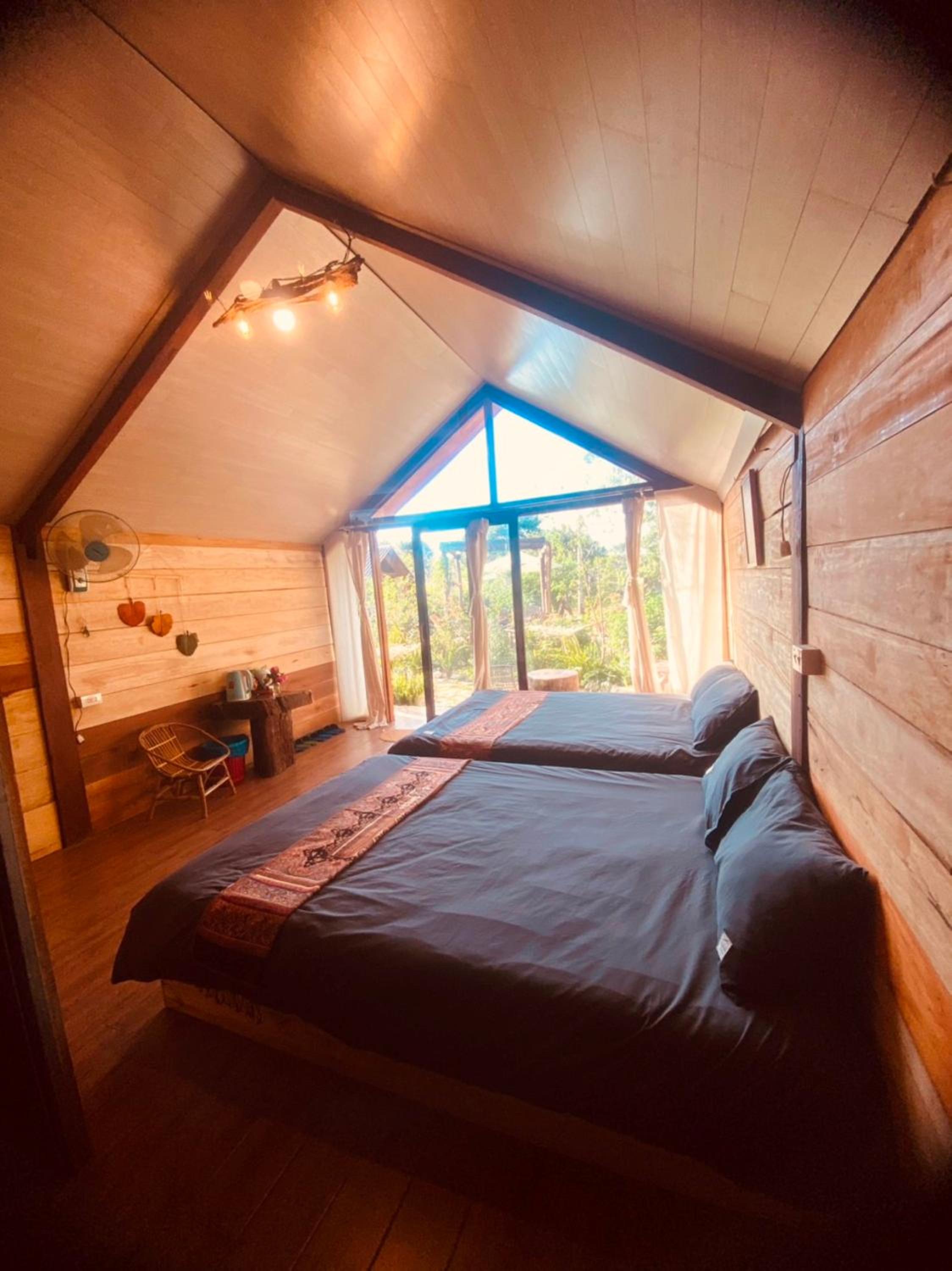 Deluxe Bungalow - Photo 3