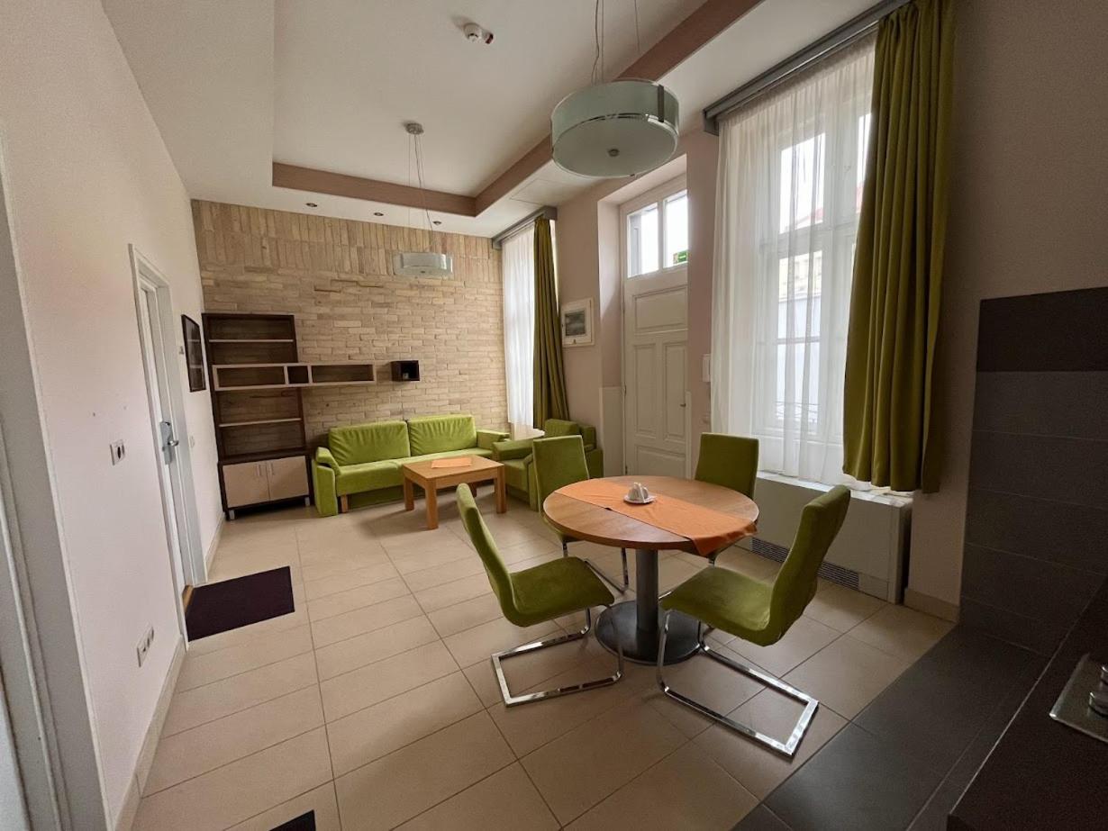 Standard Quadruple Room - Photo 1