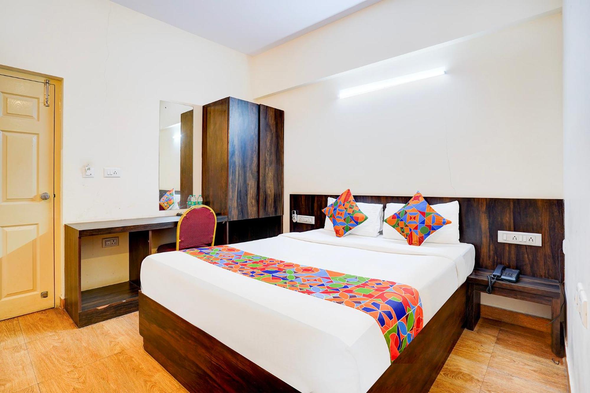 Deluxe Room - Photo 4