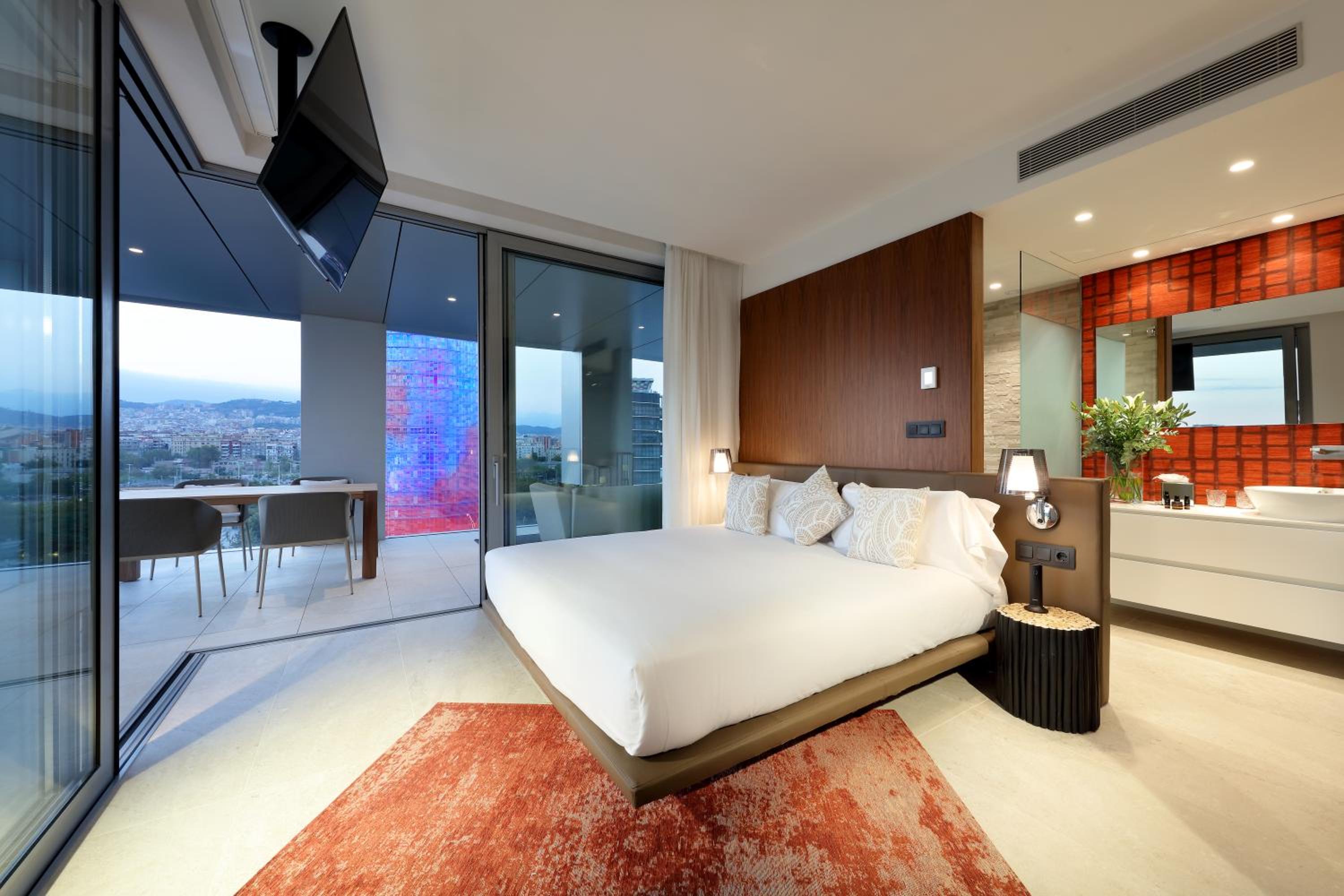 Suite Deluxe con Bañera de Hidromasaje